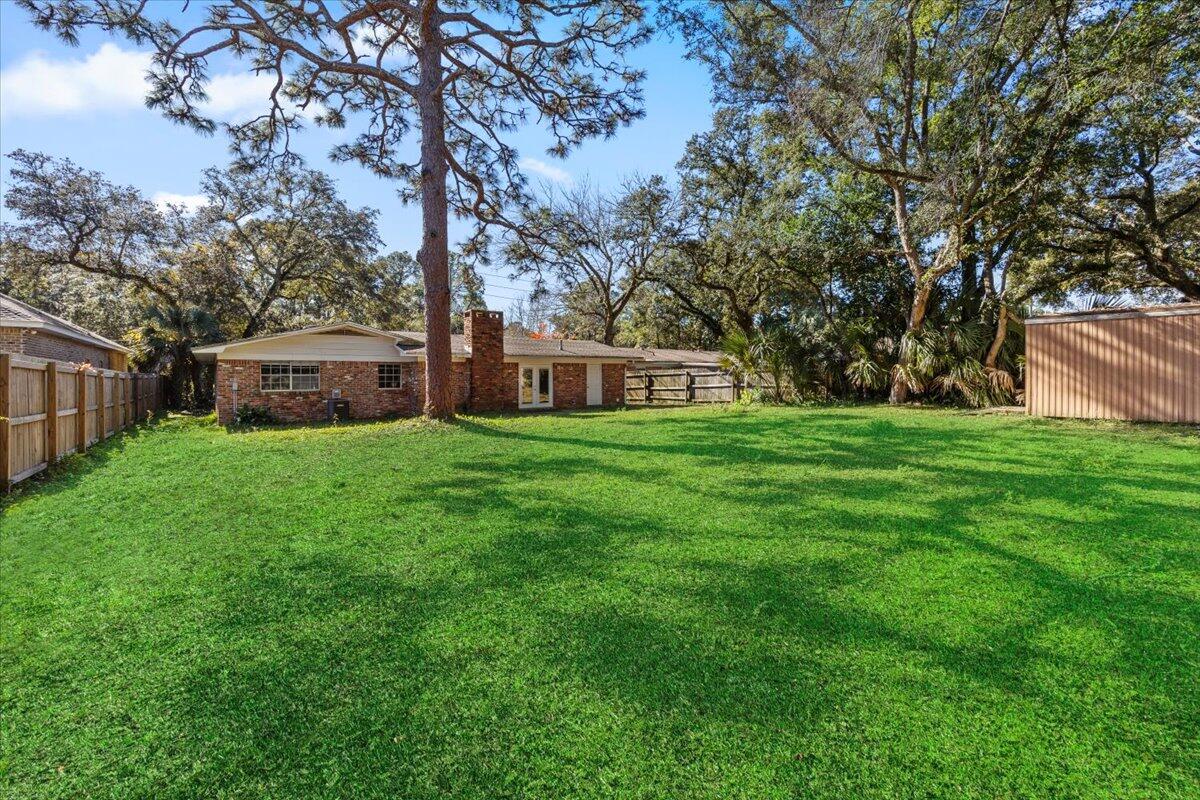 COLONY ESTATES - Residential Lease