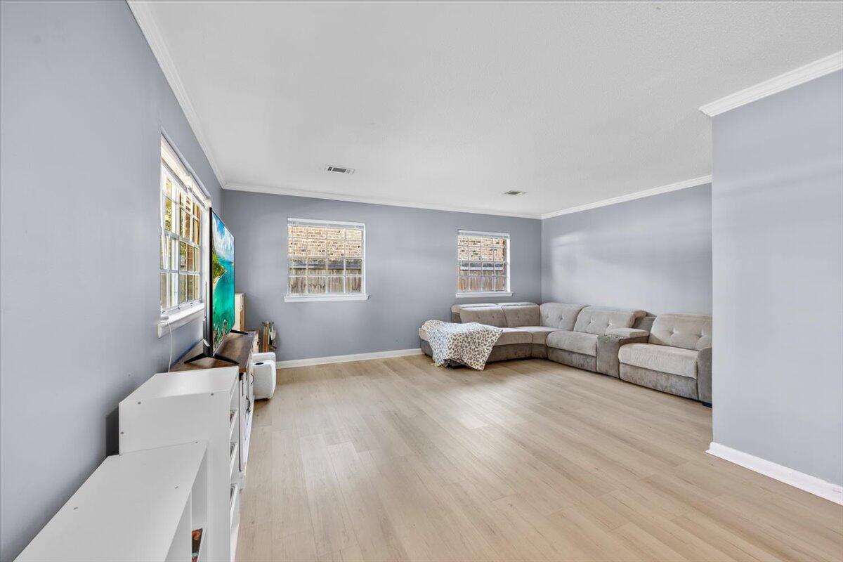 COLONY ESTATES - Residential Lease