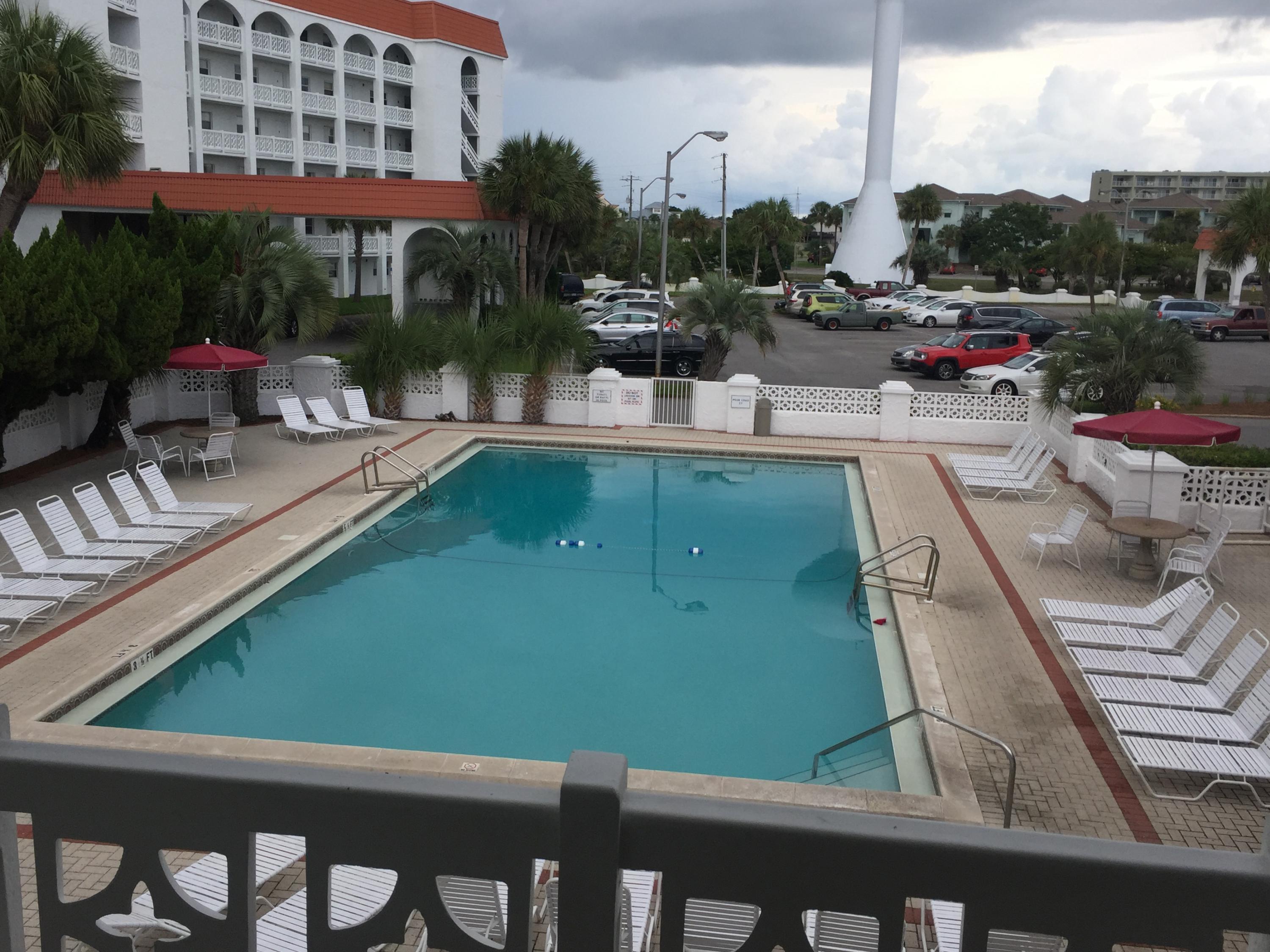 EL MATADOR CONDO - Residential