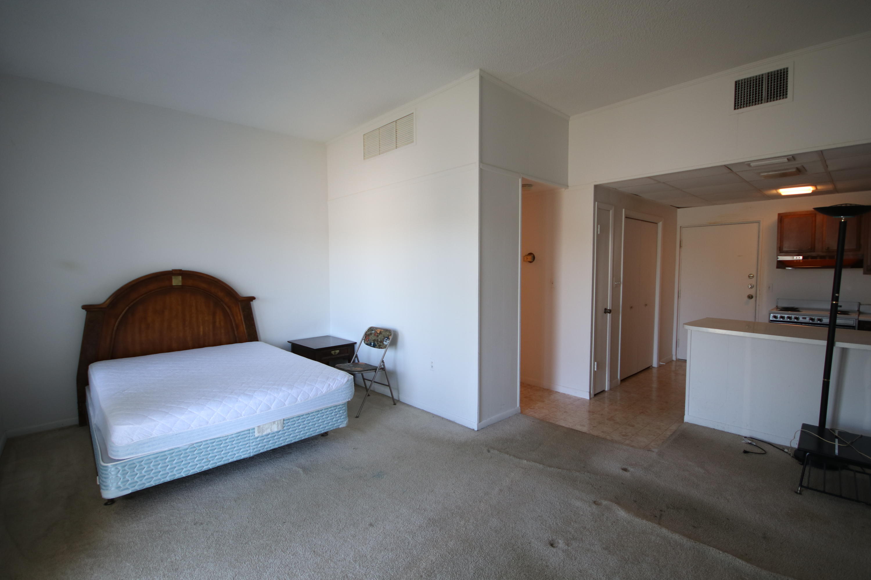 EL MATADOR CONDO - Residential