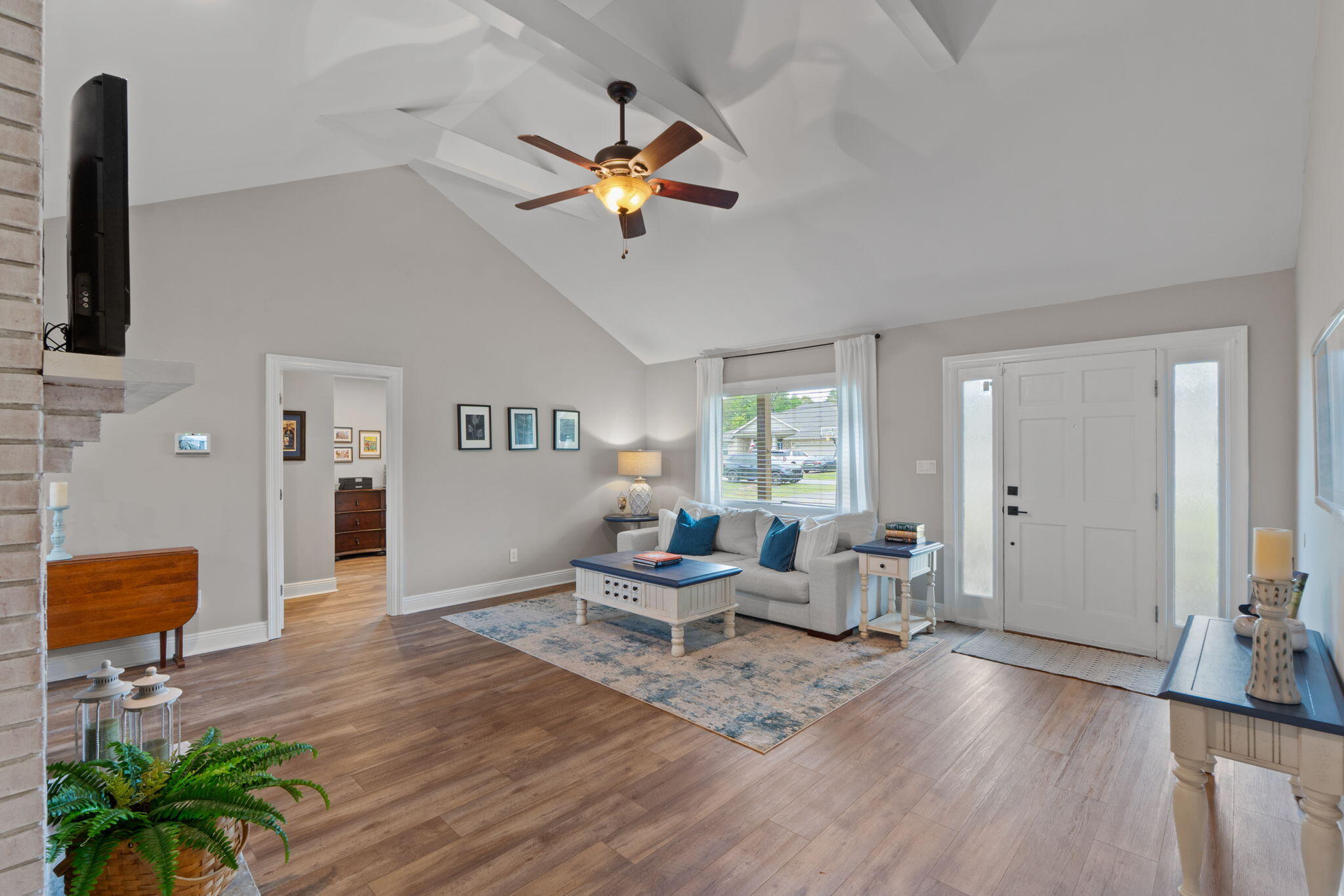 HOLLEY BY THE SEA - Residential