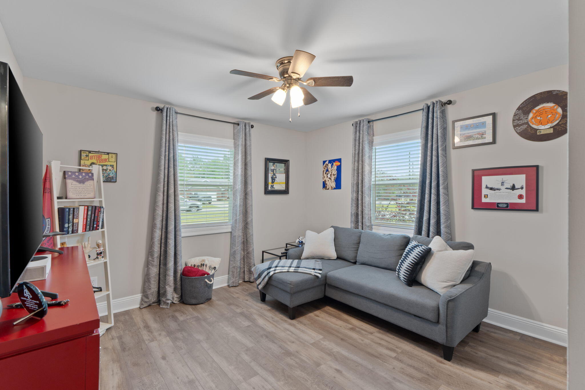 HOLLEY BY THE SEA - Residential