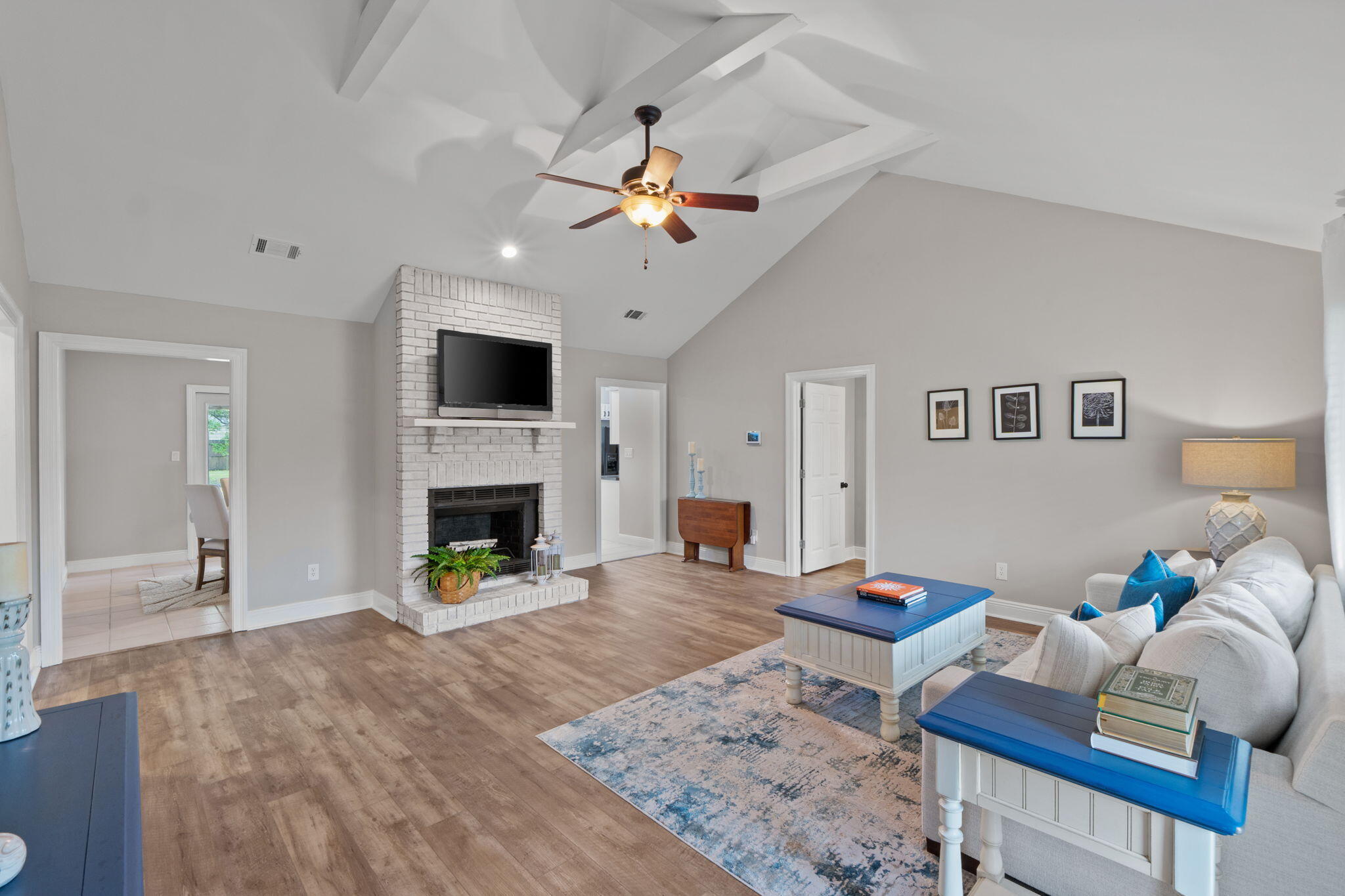 HOLLEY BY THE SEA - Residential