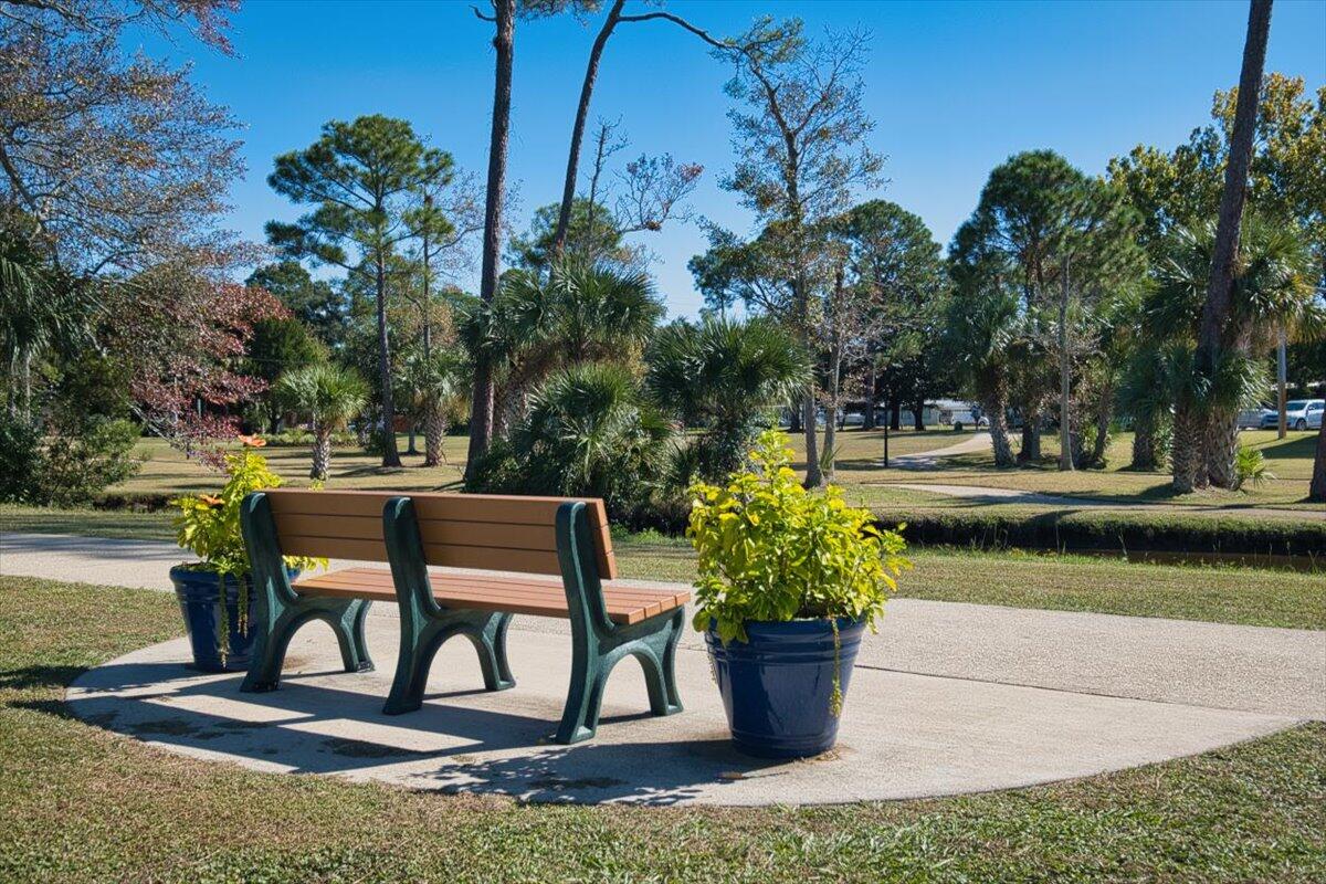 ELLIOTTS POINT 4TH ADDN - Residential