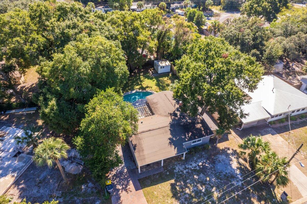 ELLIOTTS POINT 4TH ADDN - Residential