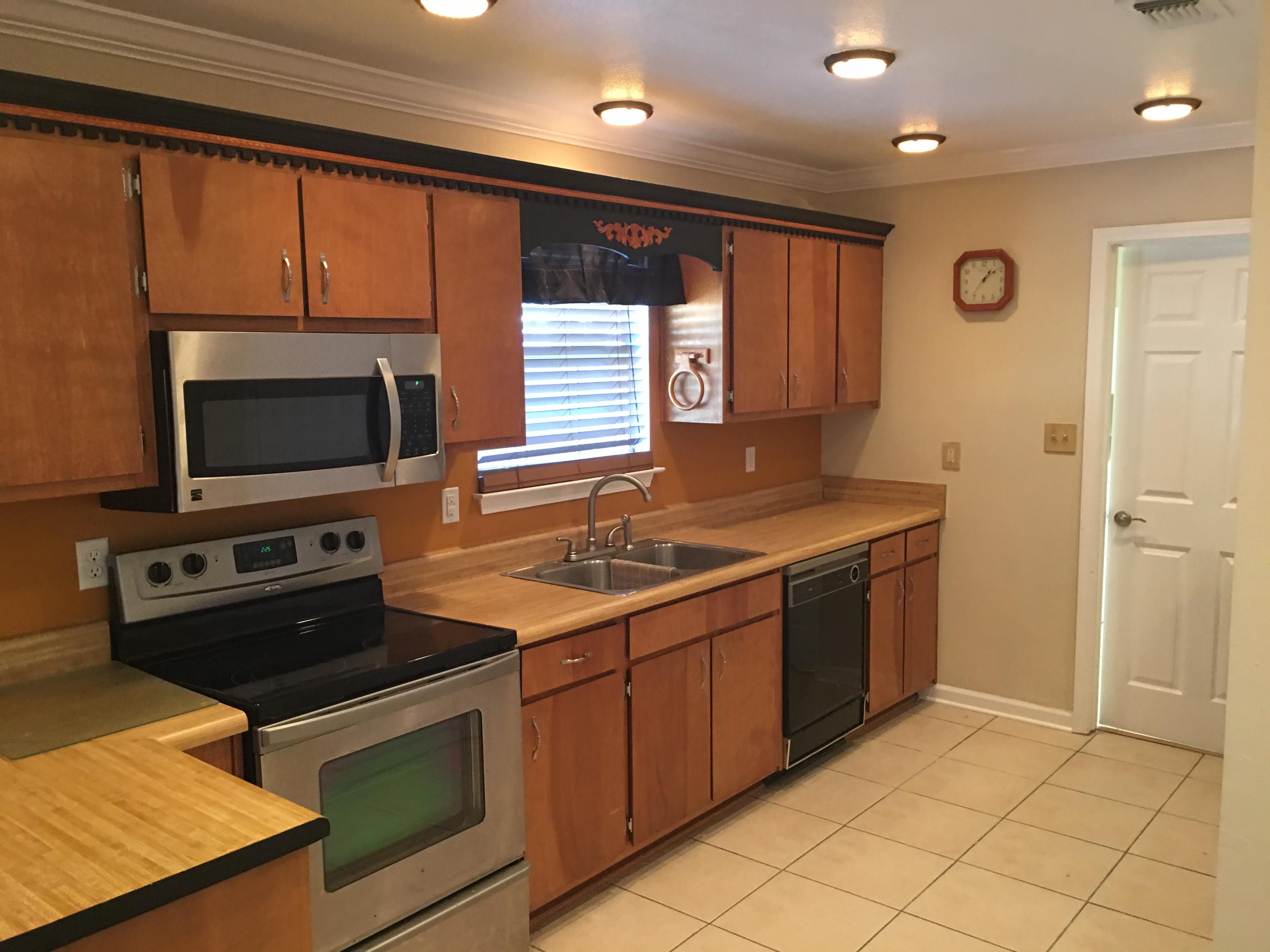 Leonne - Residential