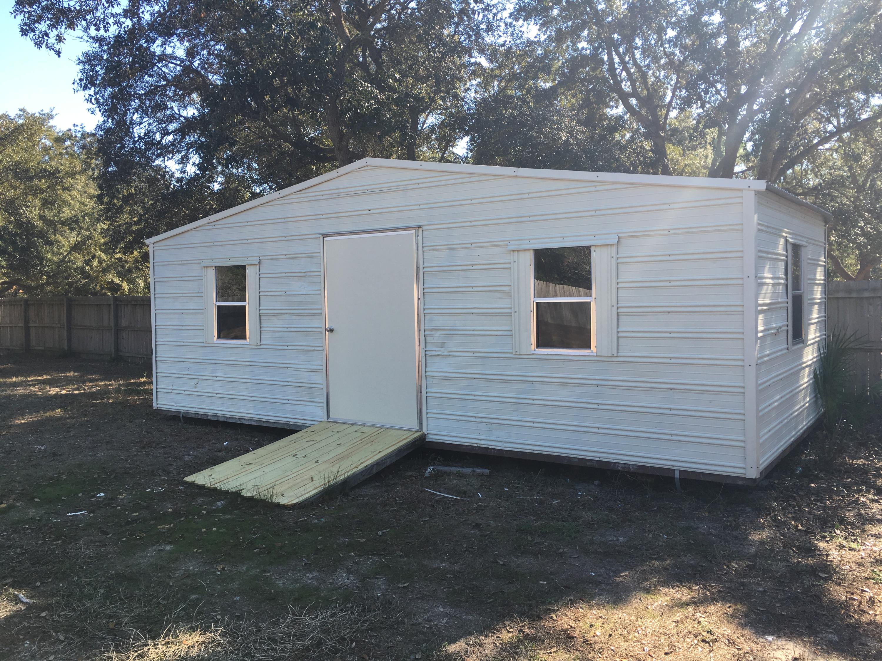 Leonne - Residential