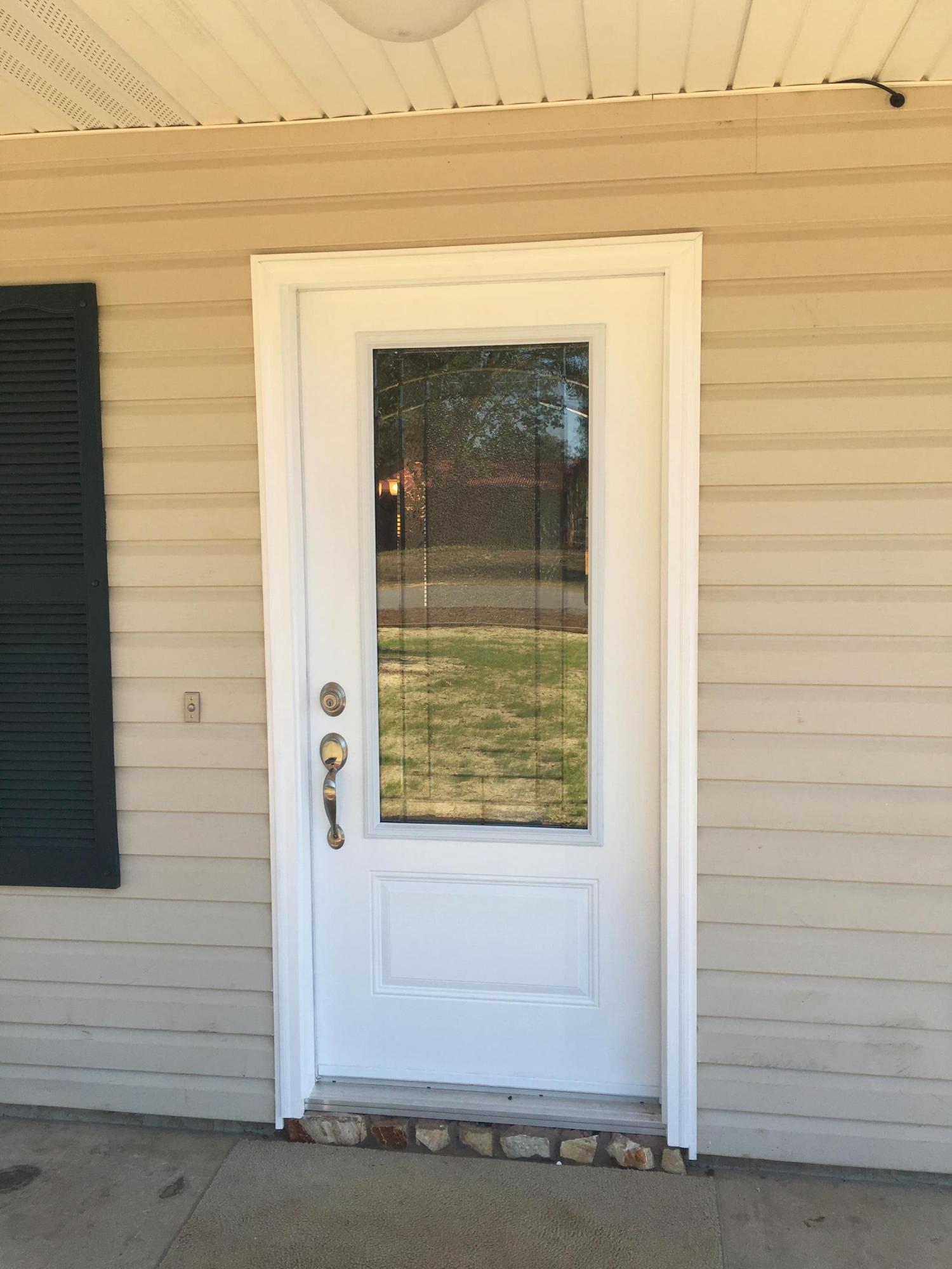 Leonne - Residential