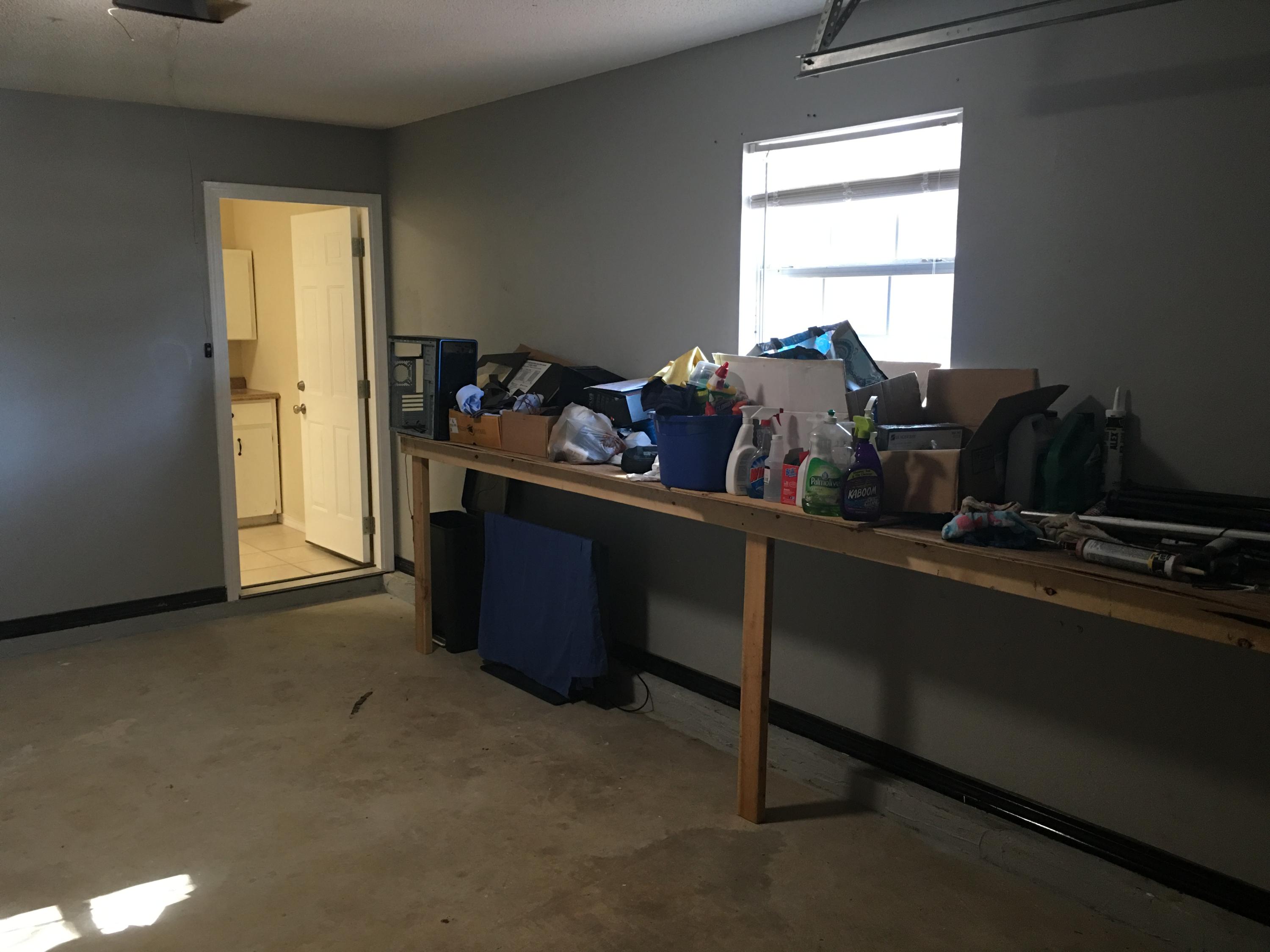 Leonne - Residential