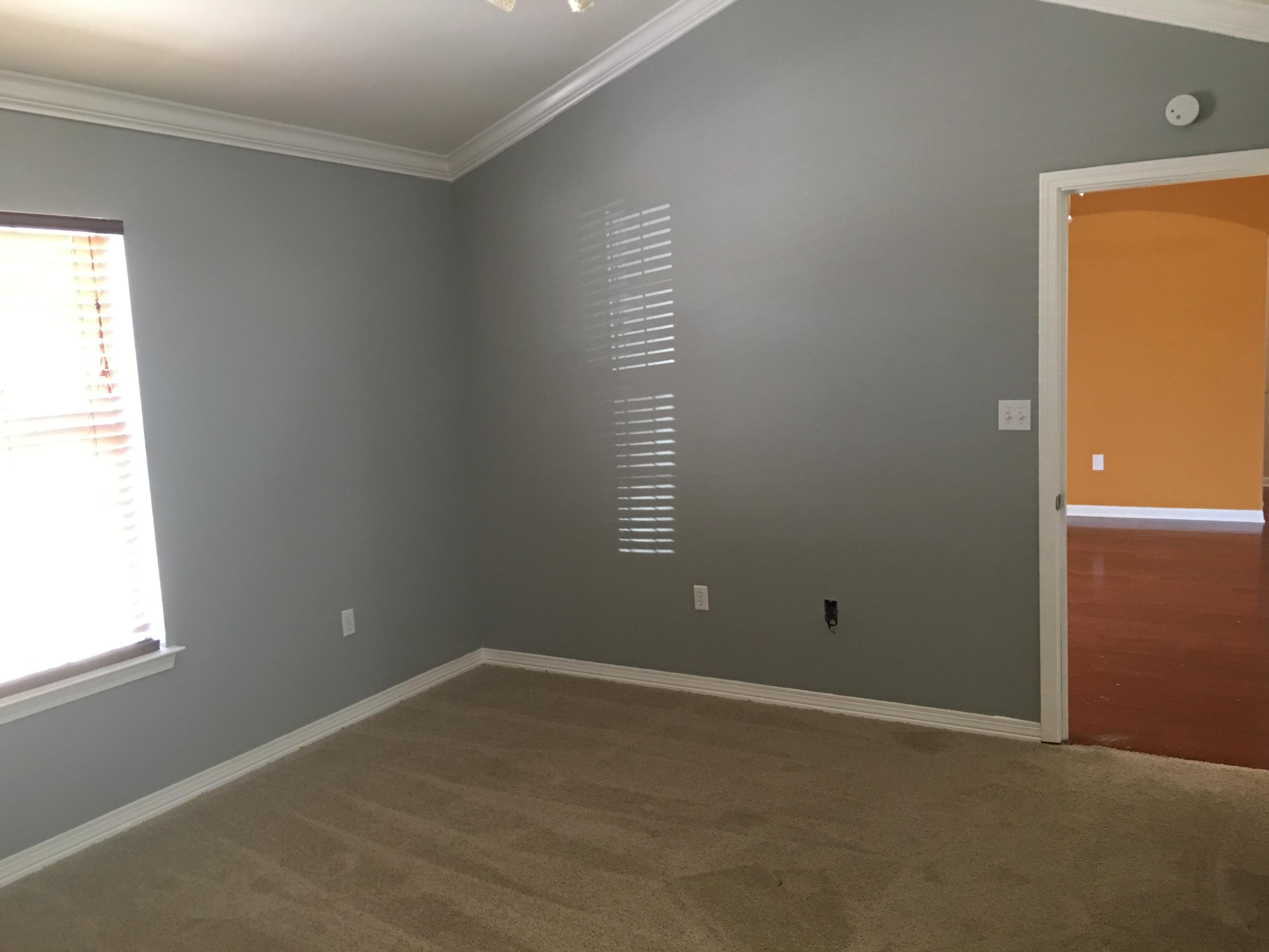 Leonne - Residential