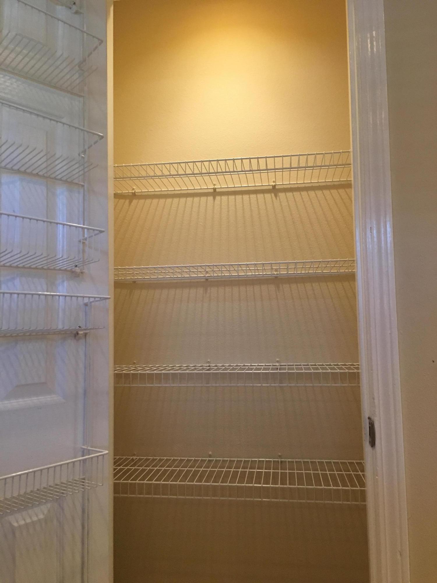 Leonne - Residential