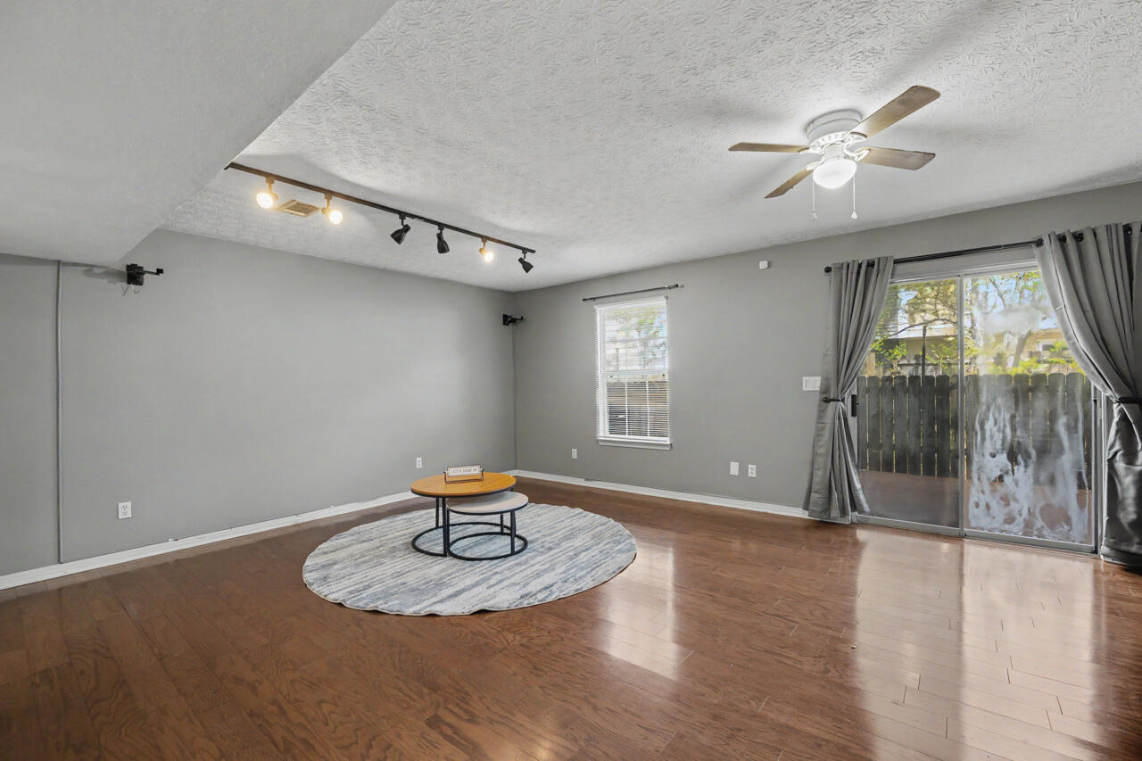 FOREST OAKS PH 3 - Residential