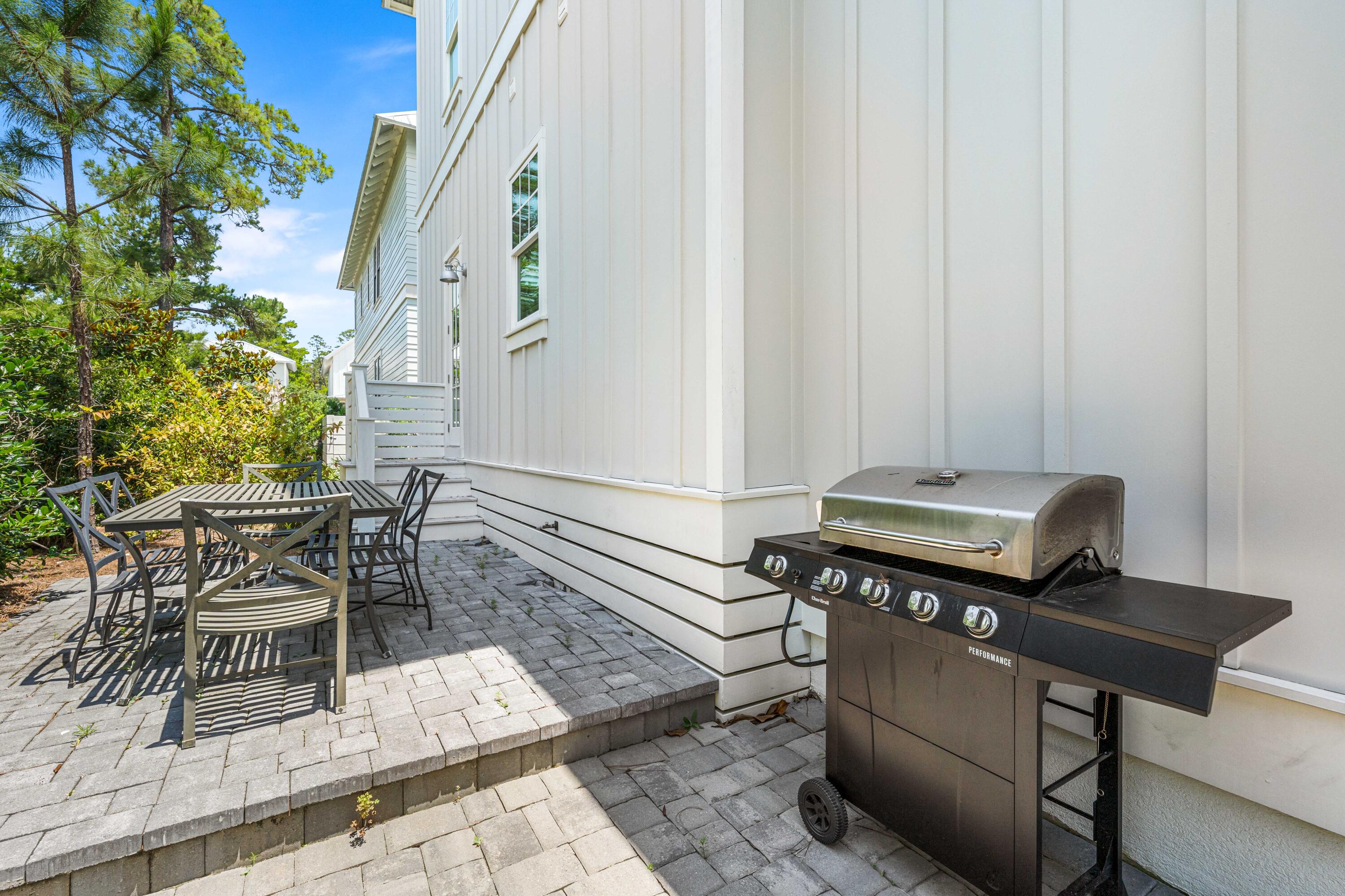 LAKESIDE AT BLUE MOUNTAIN BEACH - Residential