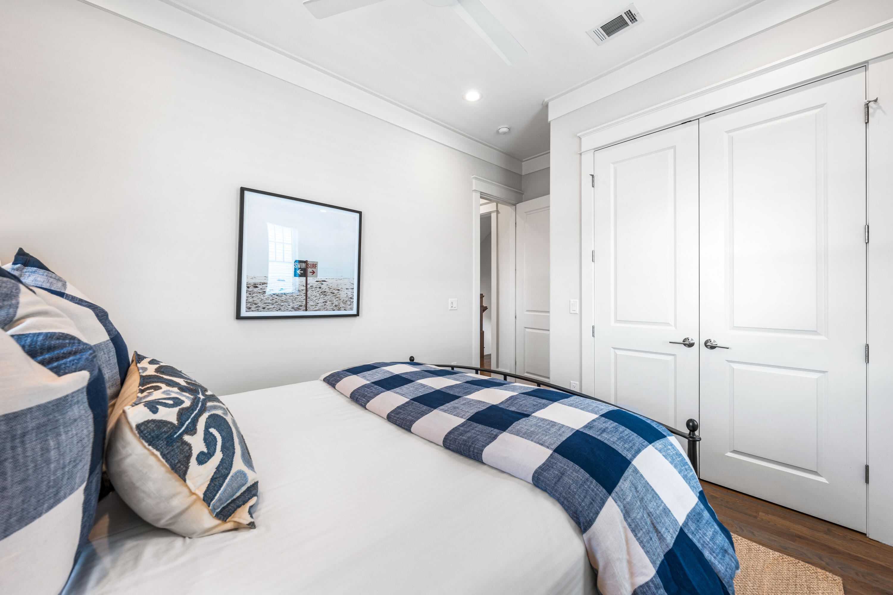 LAKESIDE AT BLUE MOUNTAIN BEACH - Residential