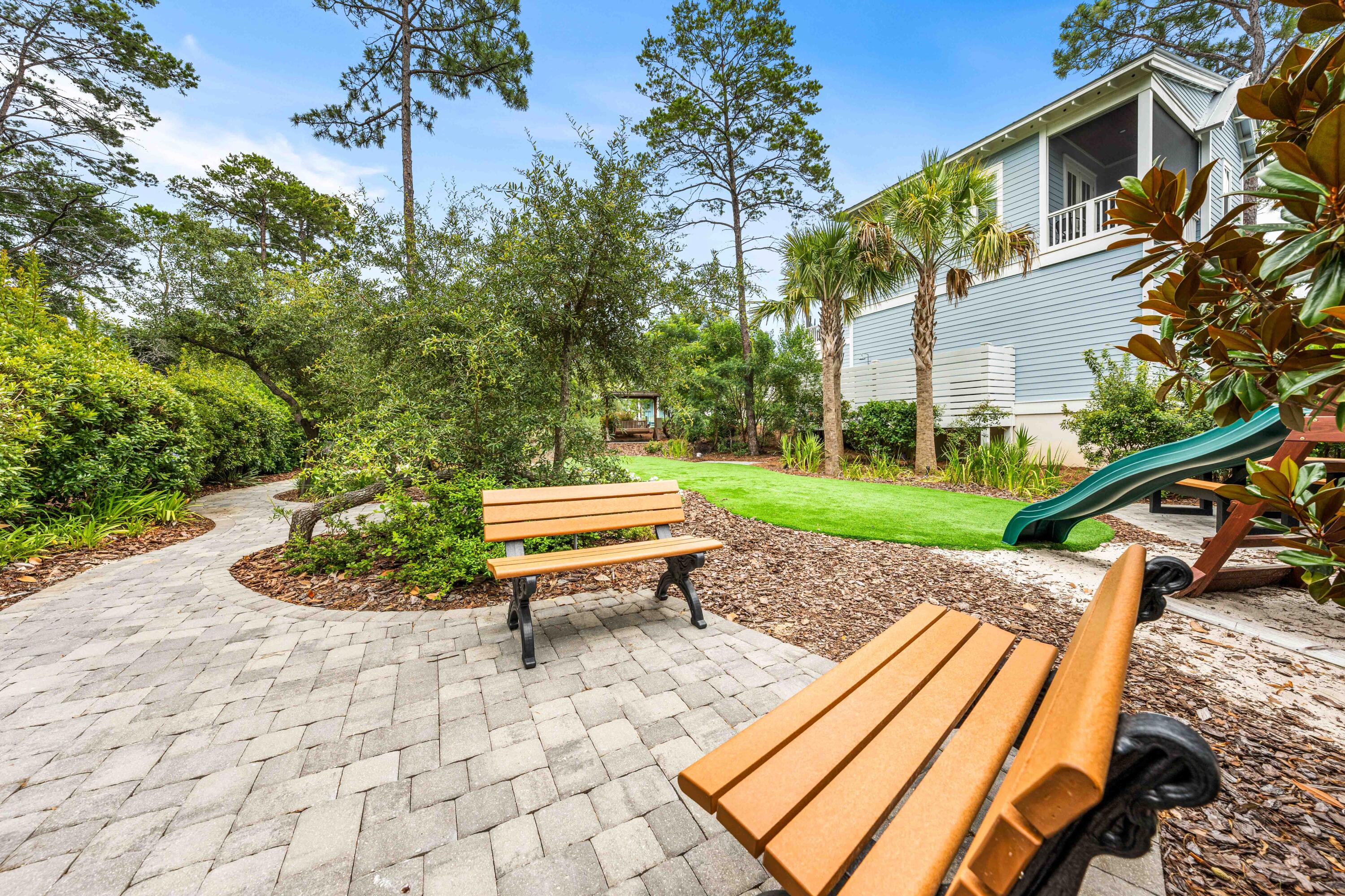 LAKESIDE AT BLUE MOUNTAIN BEACH - Residential