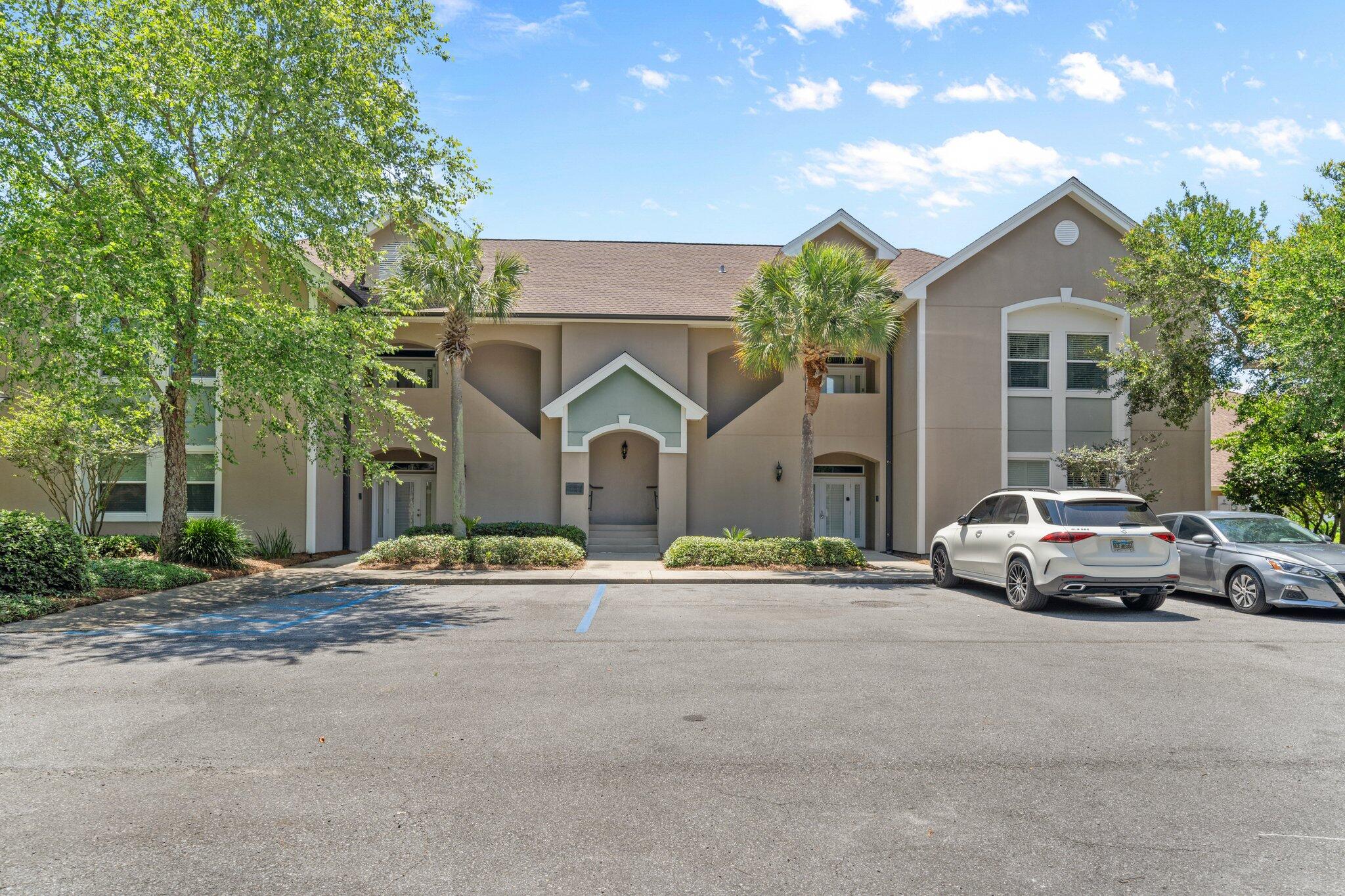 8512 Turnberry Court 8512