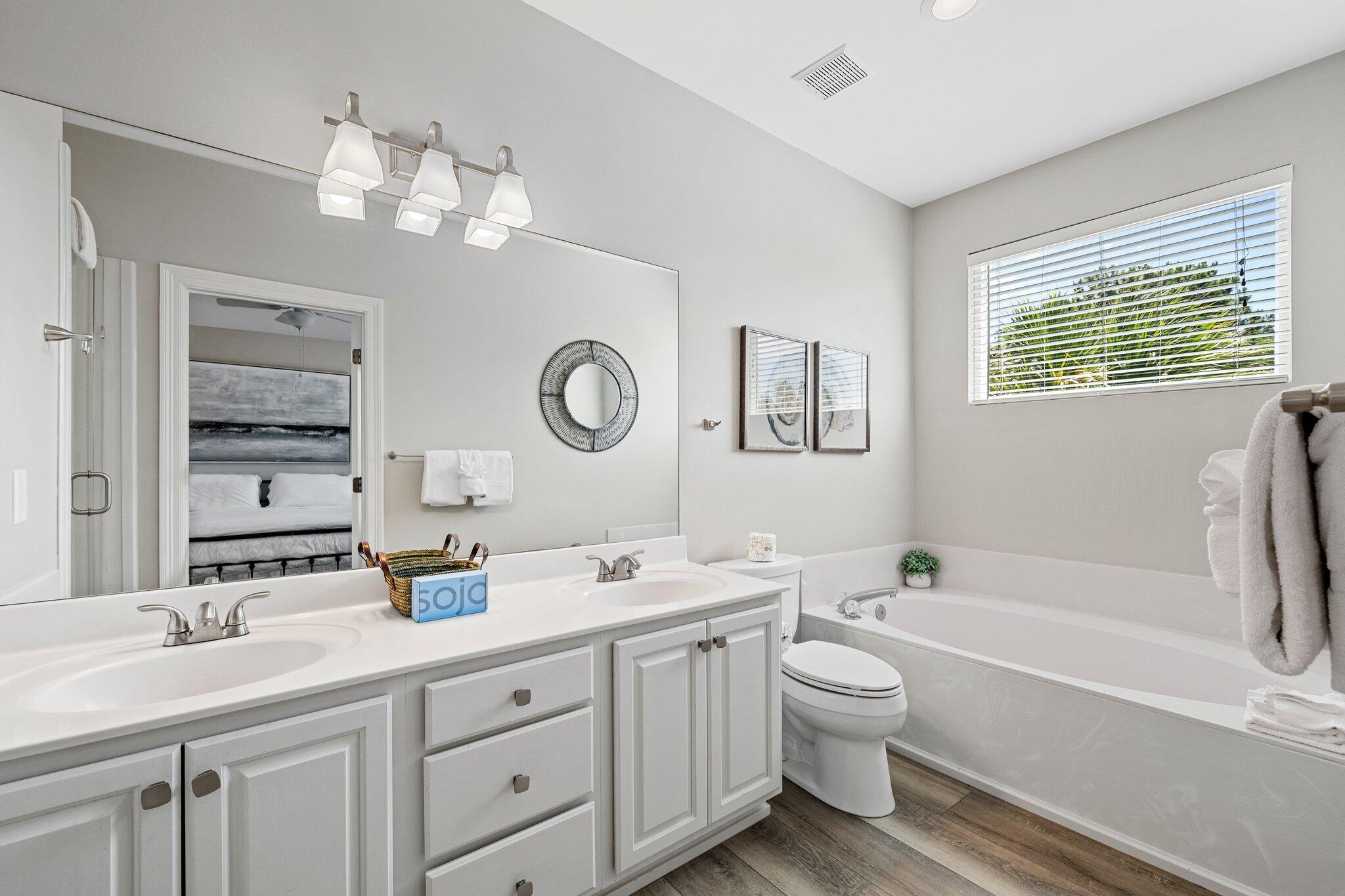 TURNBERRY VILLAS CONDO - Residential