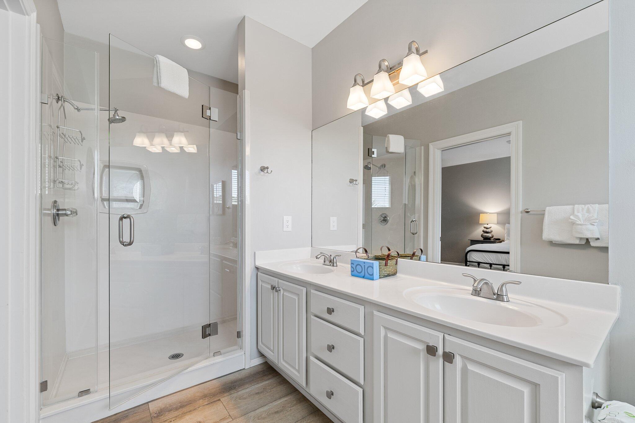 TURNBERRY VILLAS CONDO - Residential