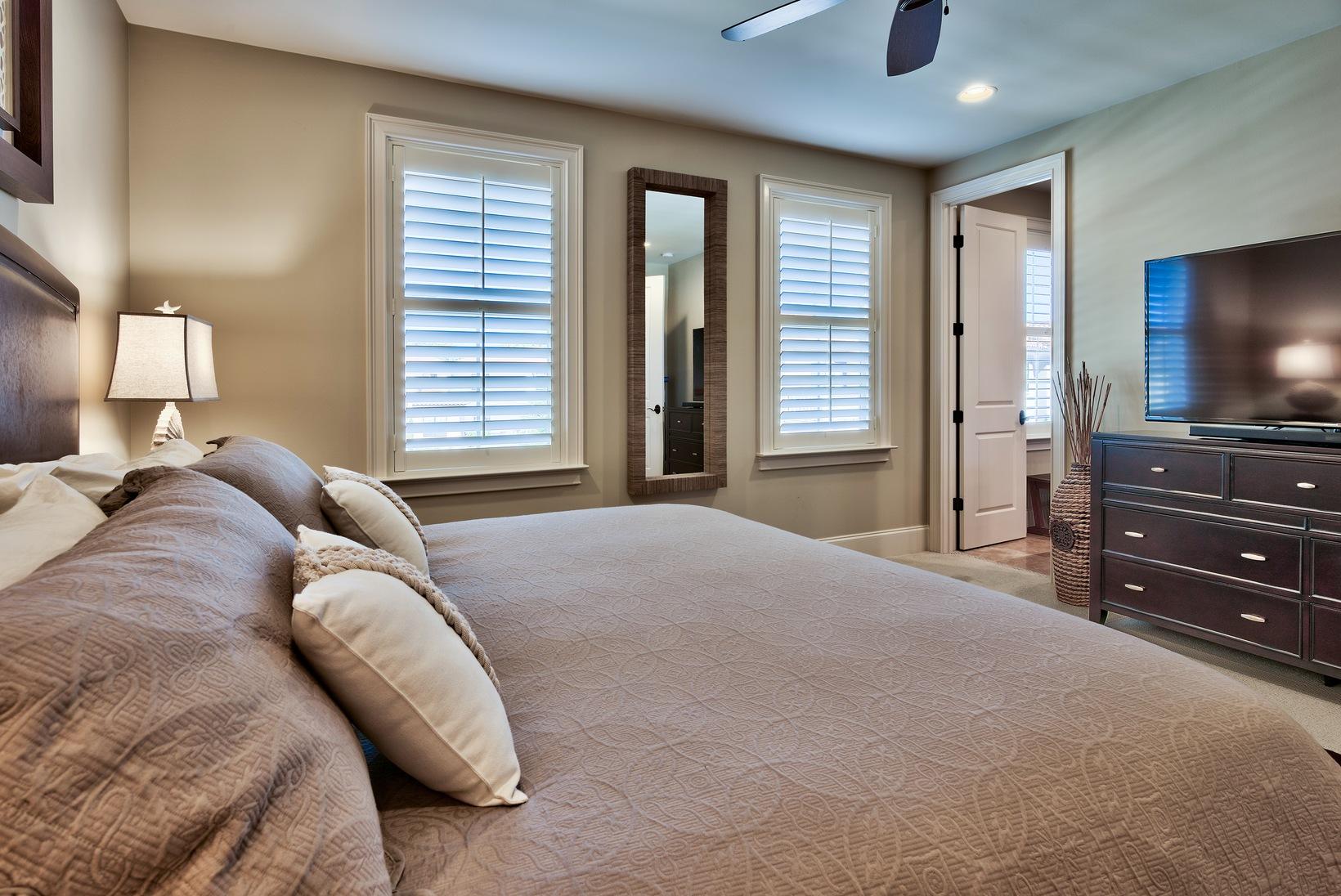 VILLA LAGO - Residential