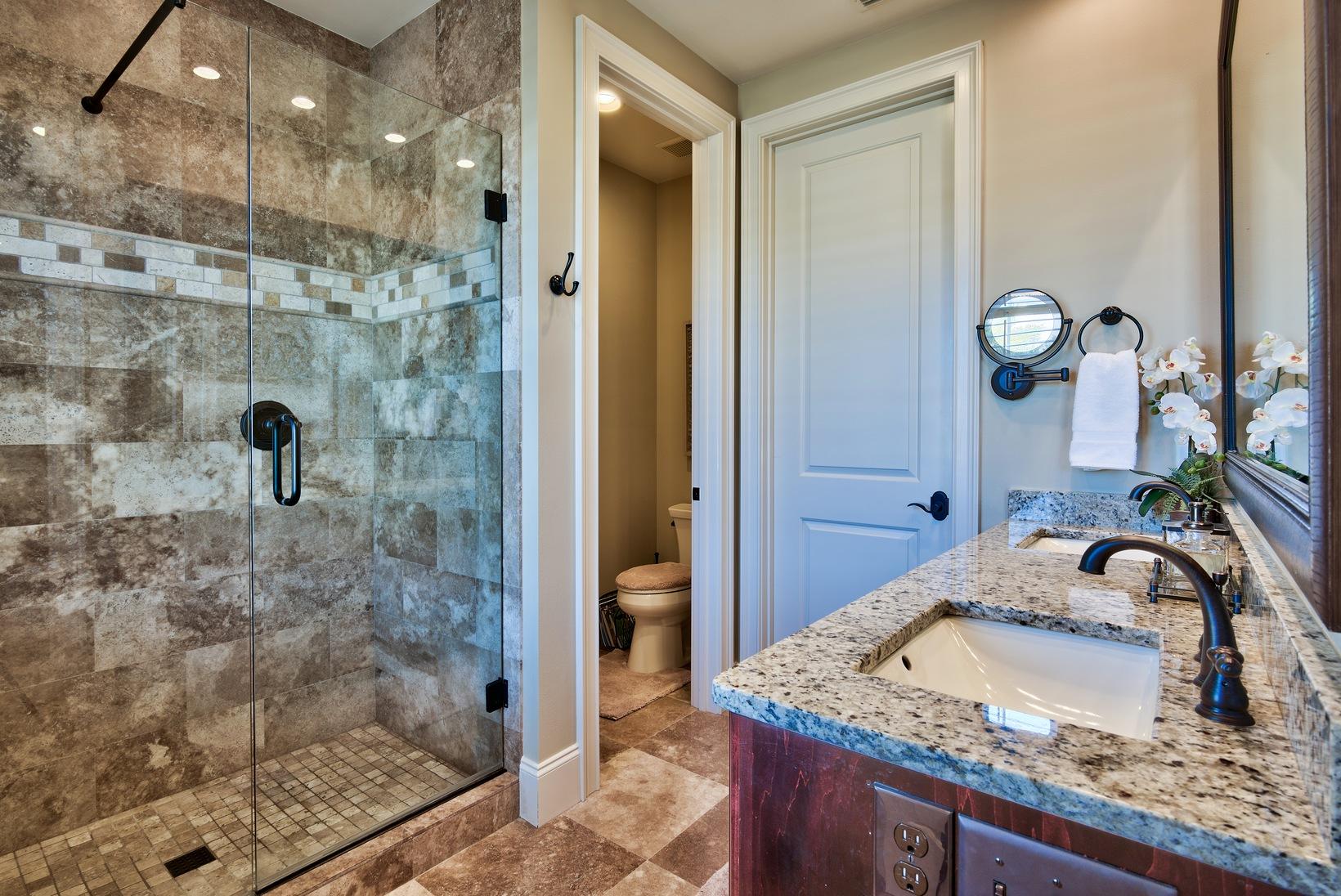 VILLA LAGO - Residential