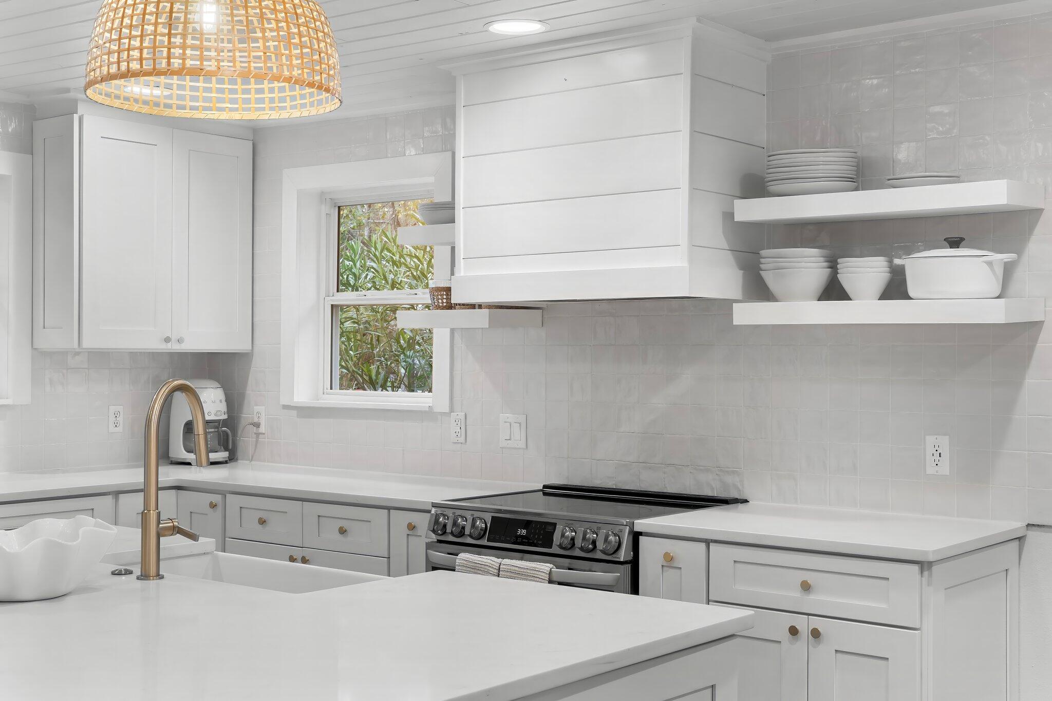 MAGNOLIA BEACH - Residential