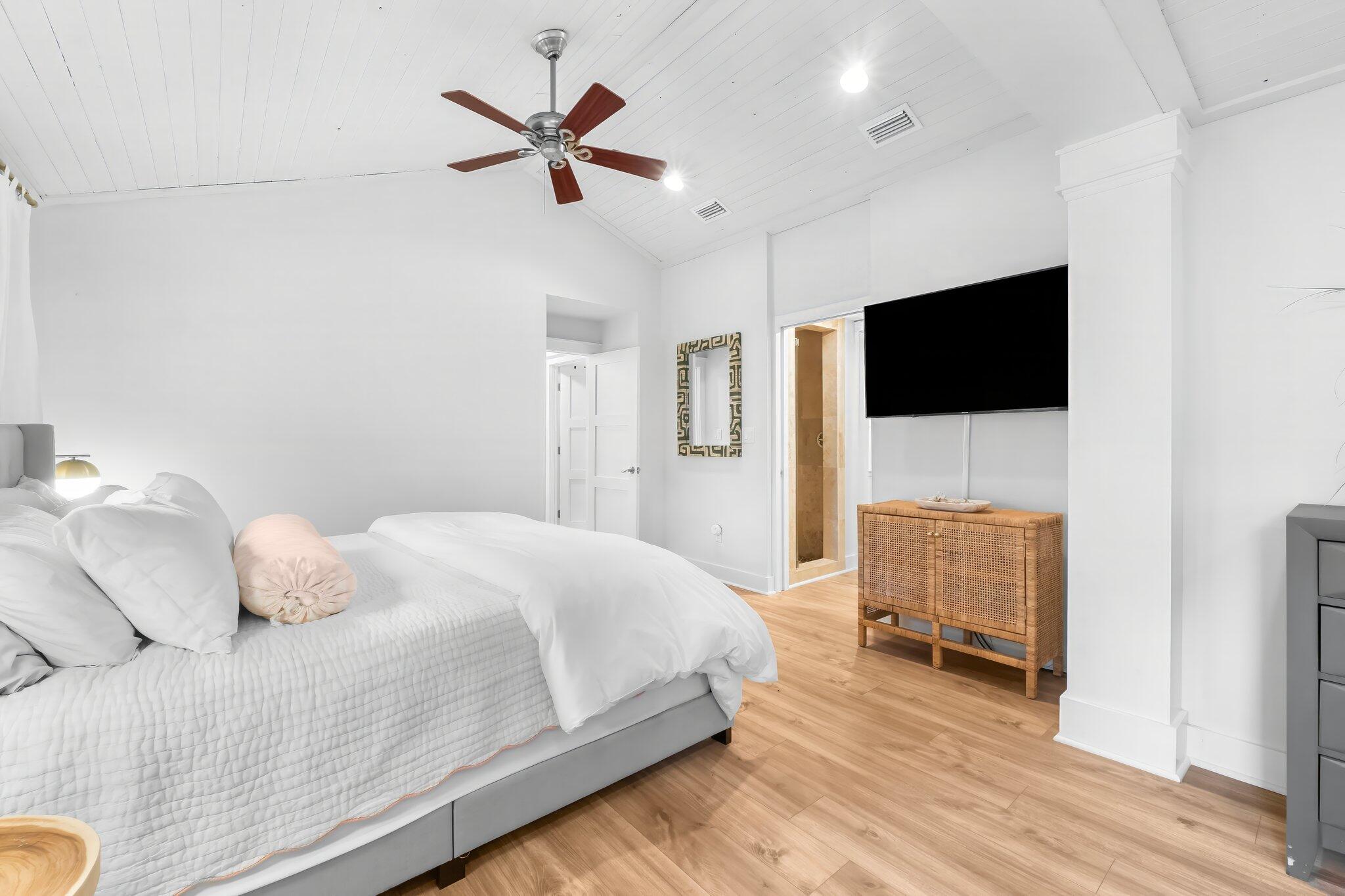 MAGNOLIA BEACH - Residential