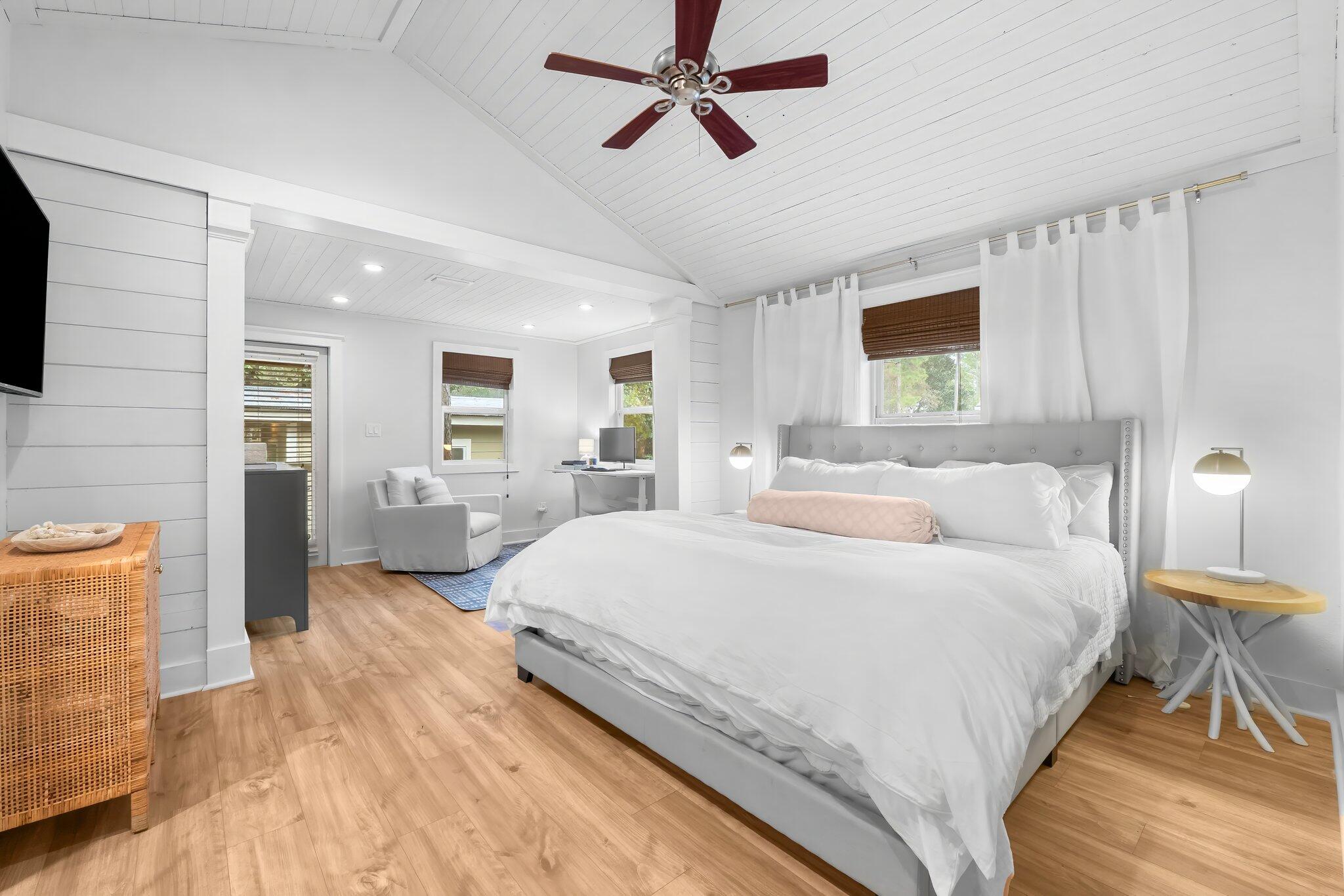 MAGNOLIA BEACH - Residential