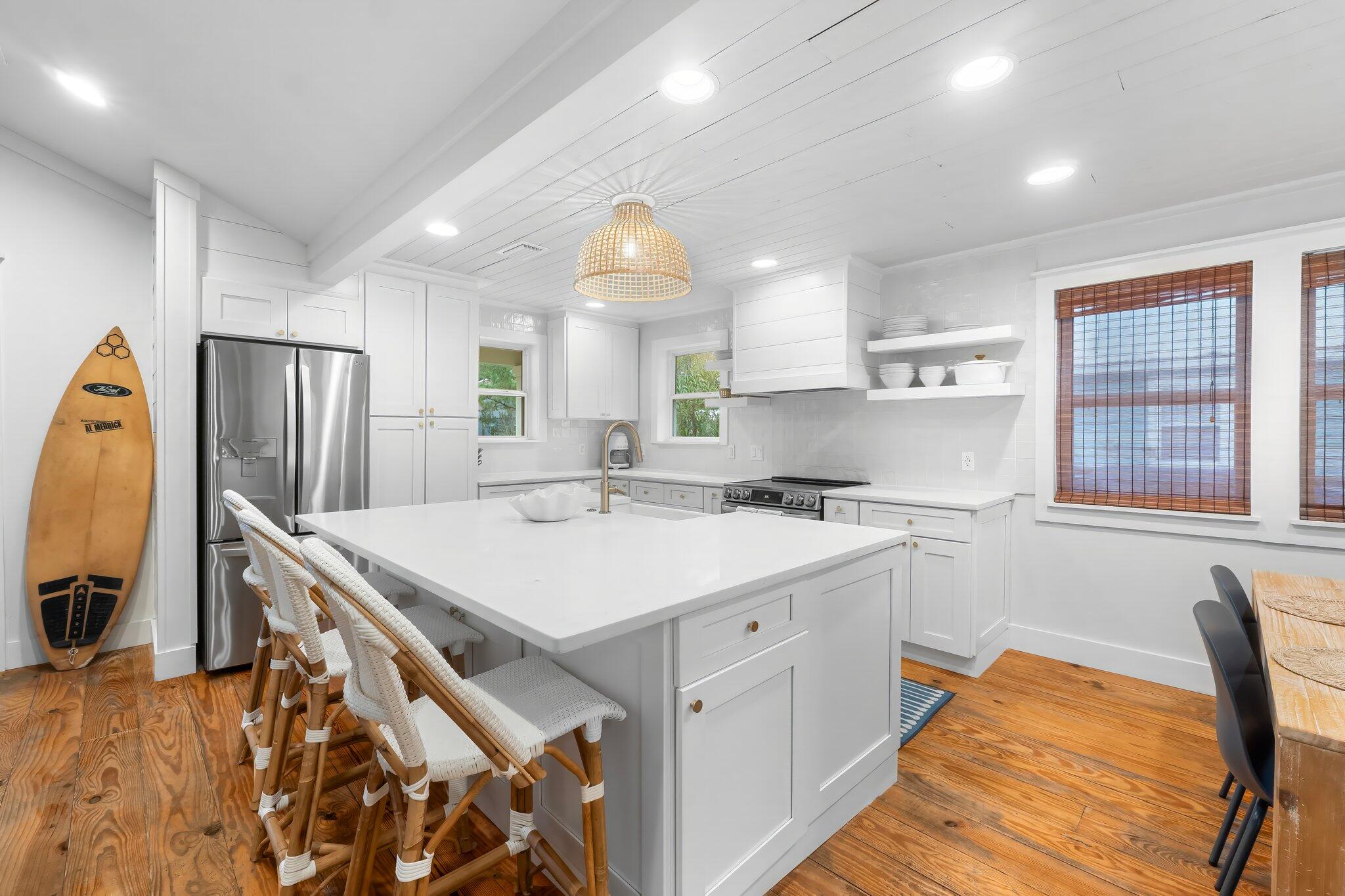 MAGNOLIA BEACH - Residential