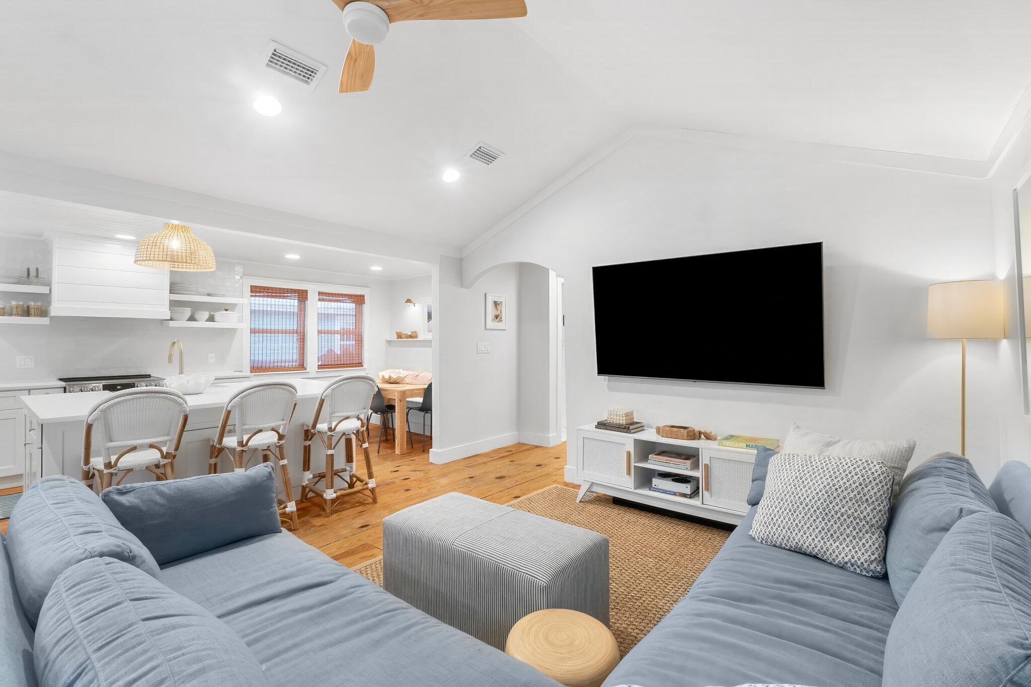 MAGNOLIA BEACH - Residential