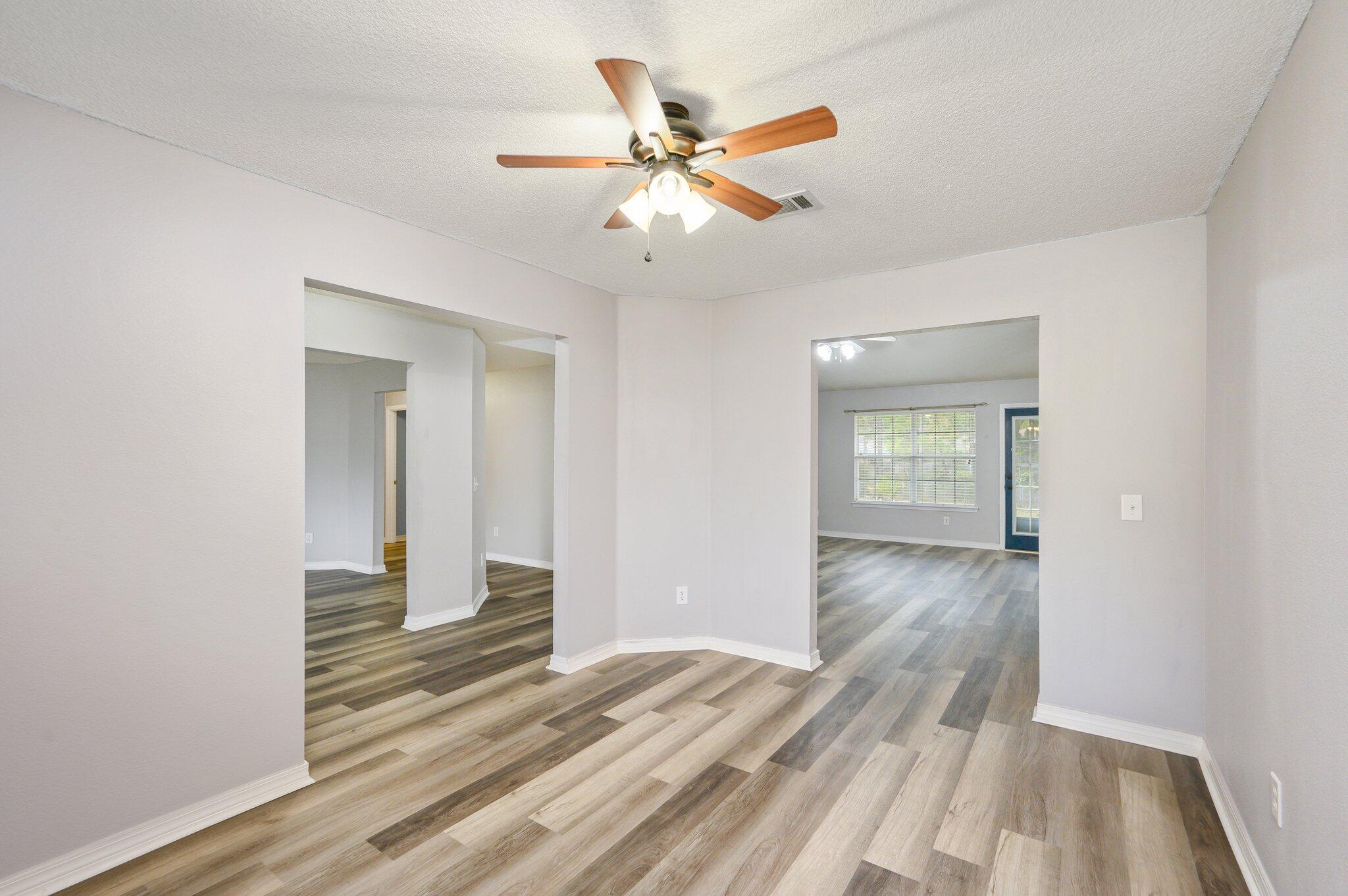 HOLLEY BY THE SEA - Residential