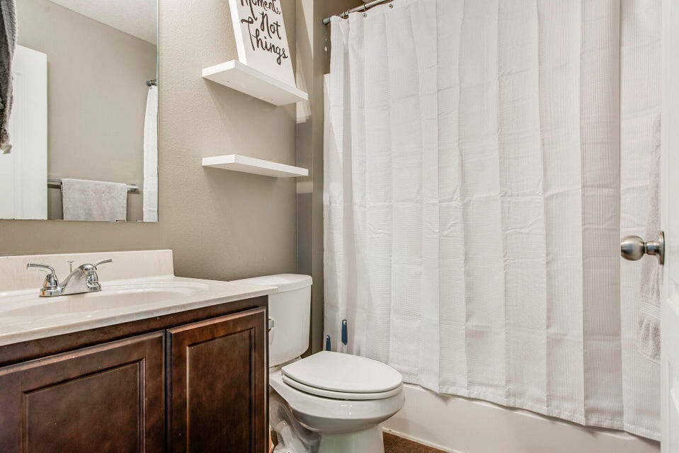 DUNCAN RIDGE - Residential Lease