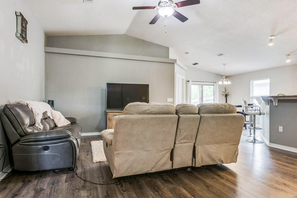 DUNCAN RIDGE - Residential Lease