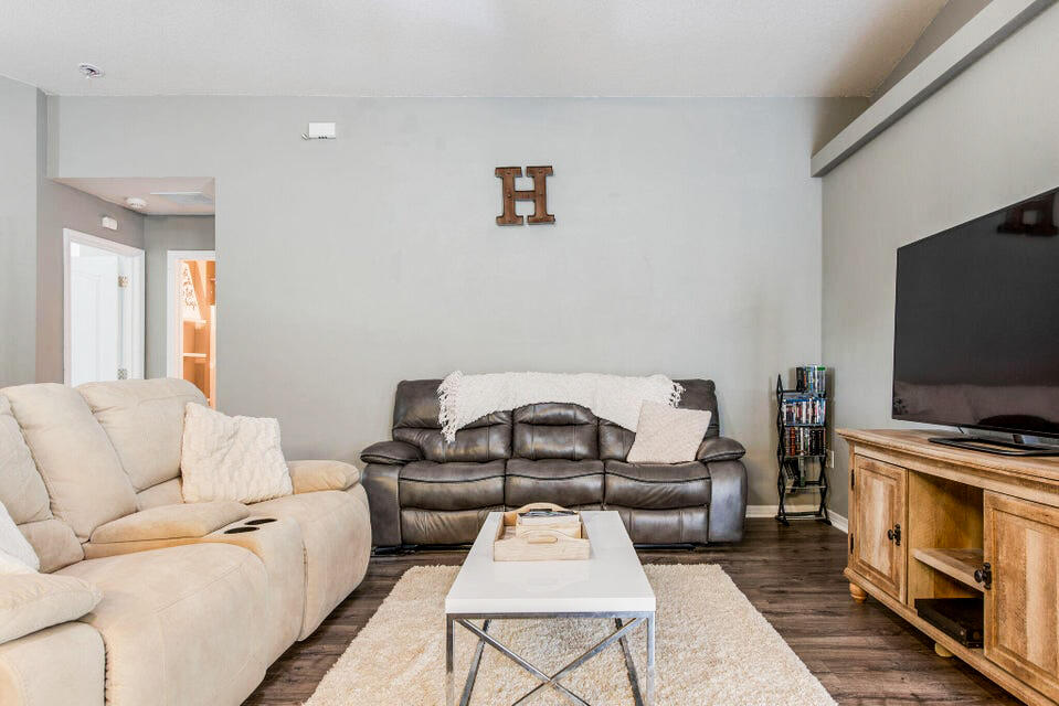 DUNCAN RIDGE - Residential Lease