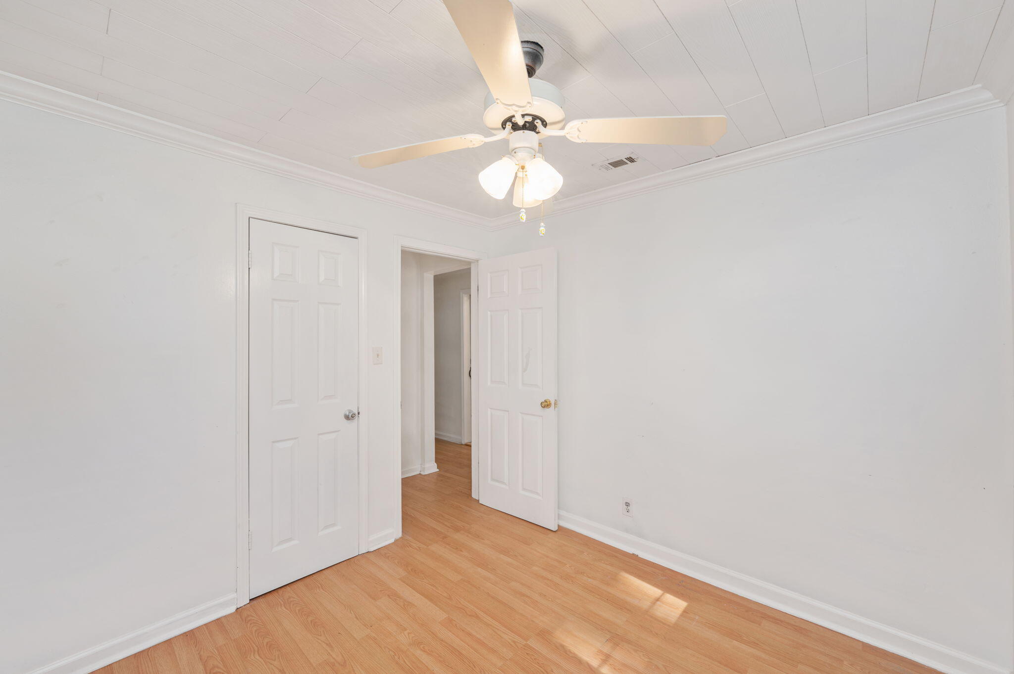 MORRIS ADDN TO CRESTVIEW - Residential