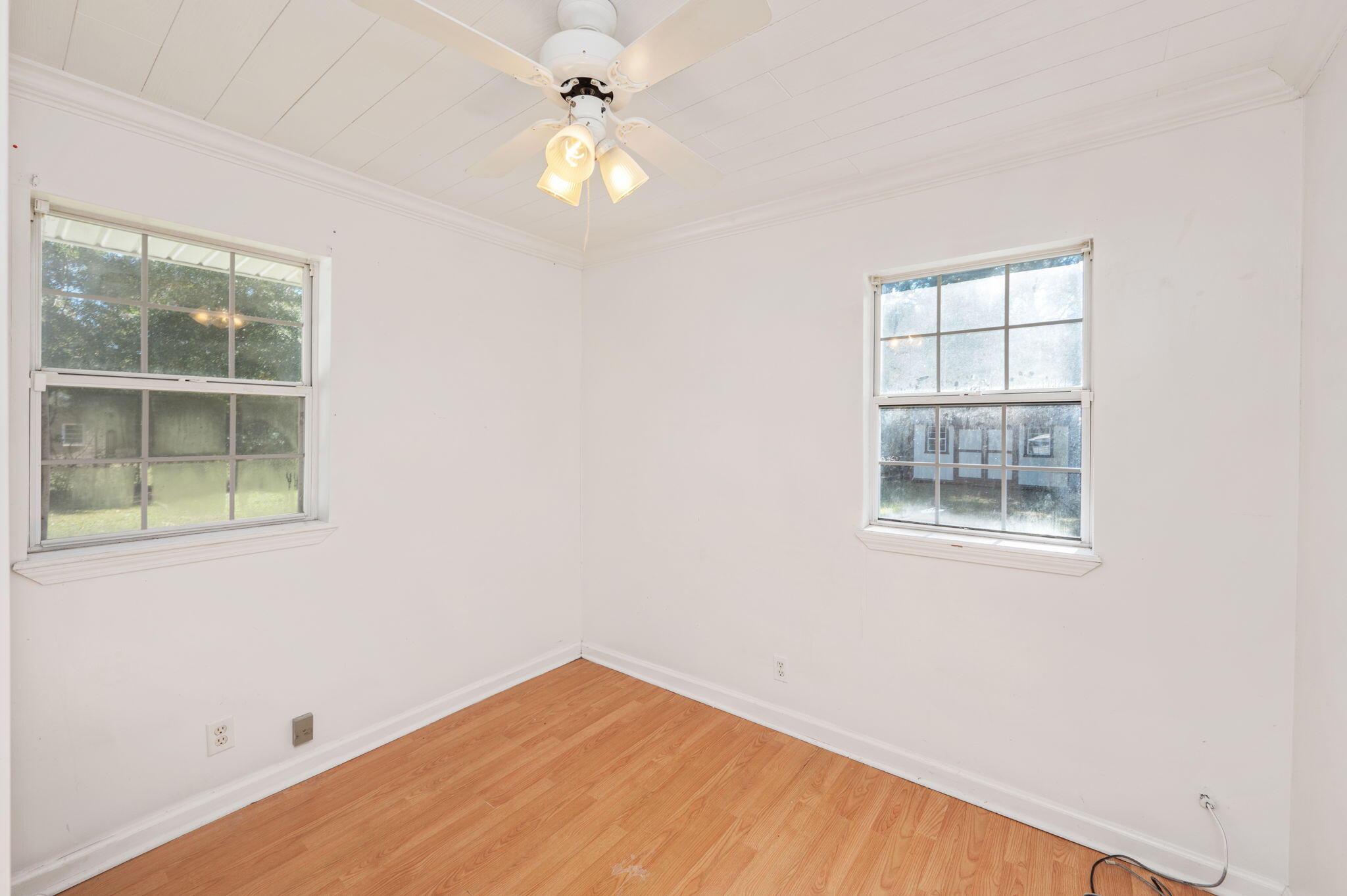 MORRIS ADDN TO CRESTVIEW - Residential