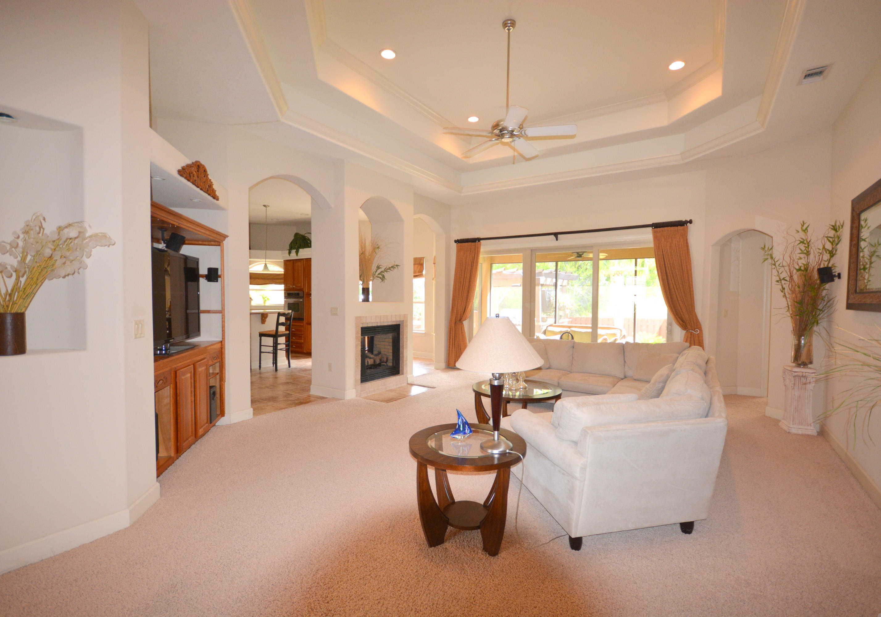 CHARDONNAY ESTATES - Residential