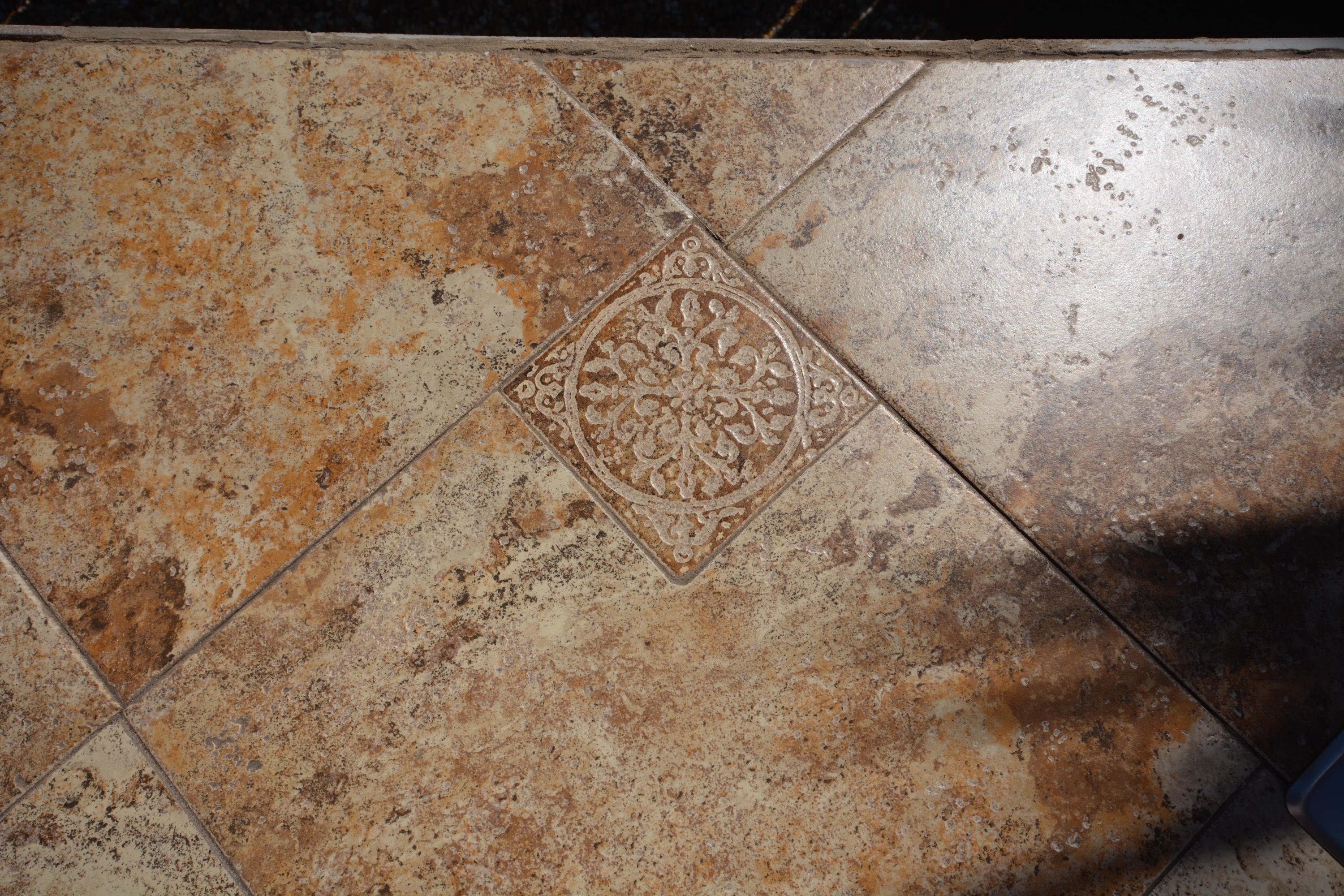 CHARDONNAY ESTATES - Residential