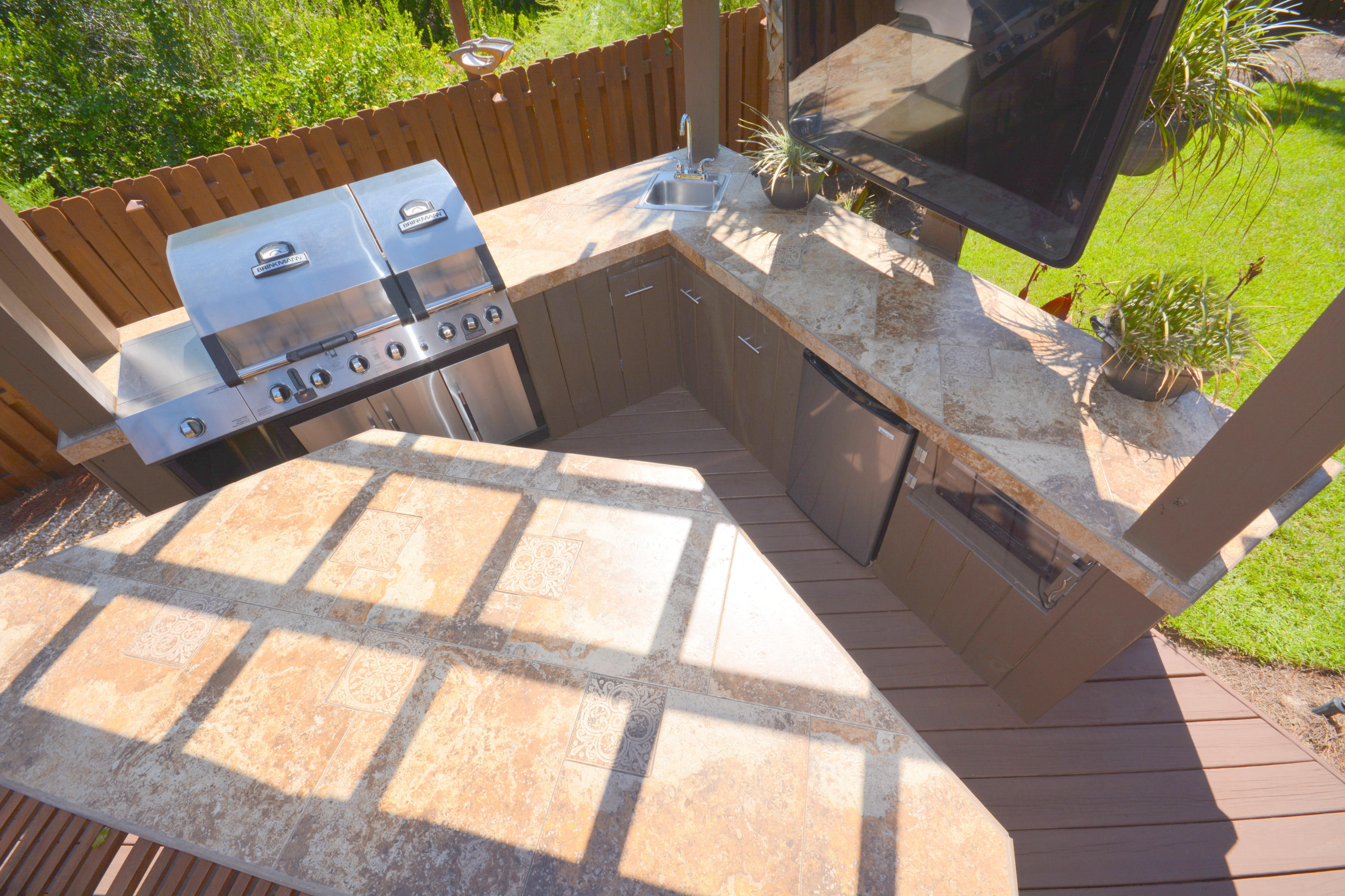 CHARDONNAY ESTATES - Residential