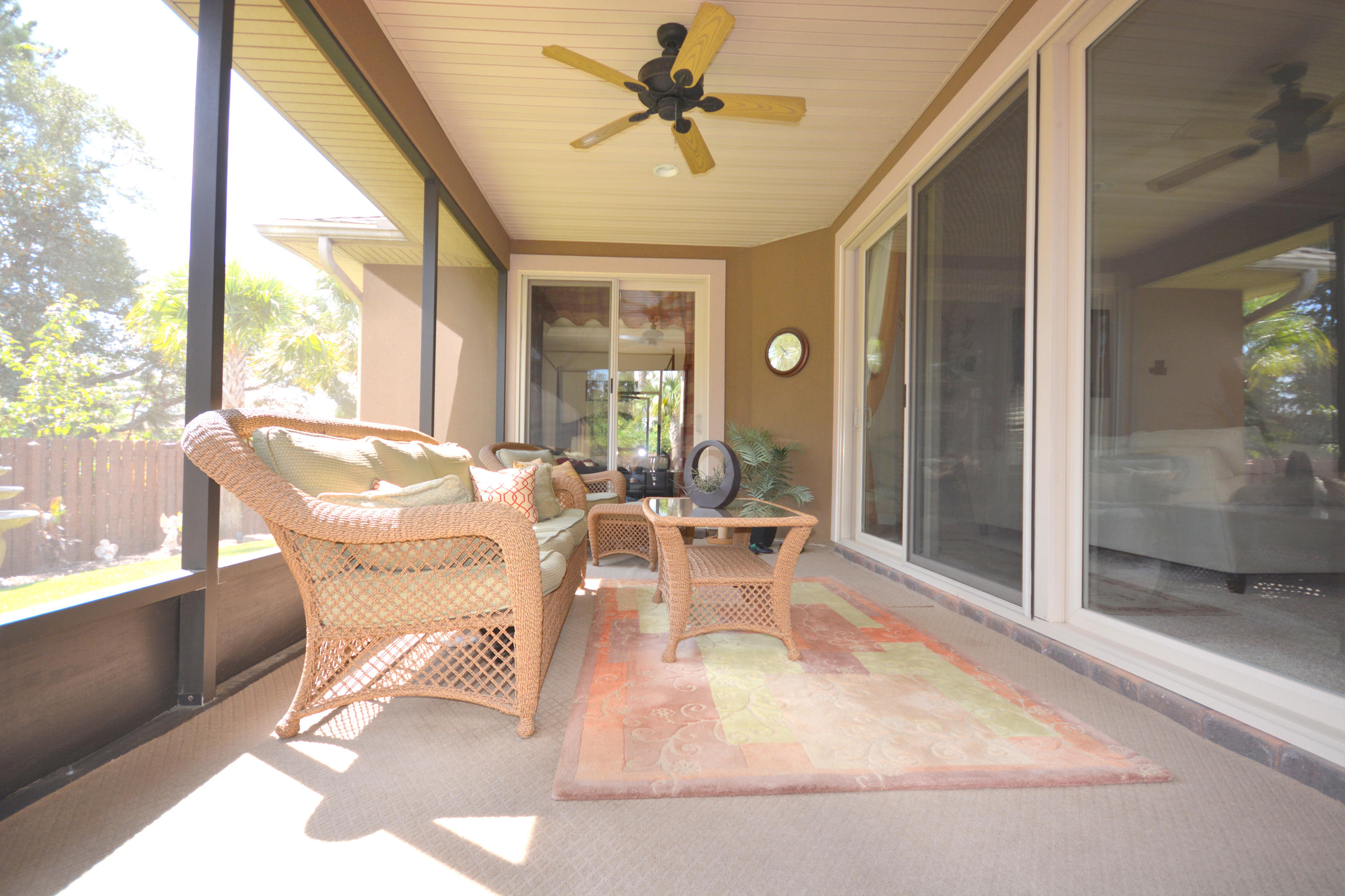 CHARDONNAY ESTATES - Residential