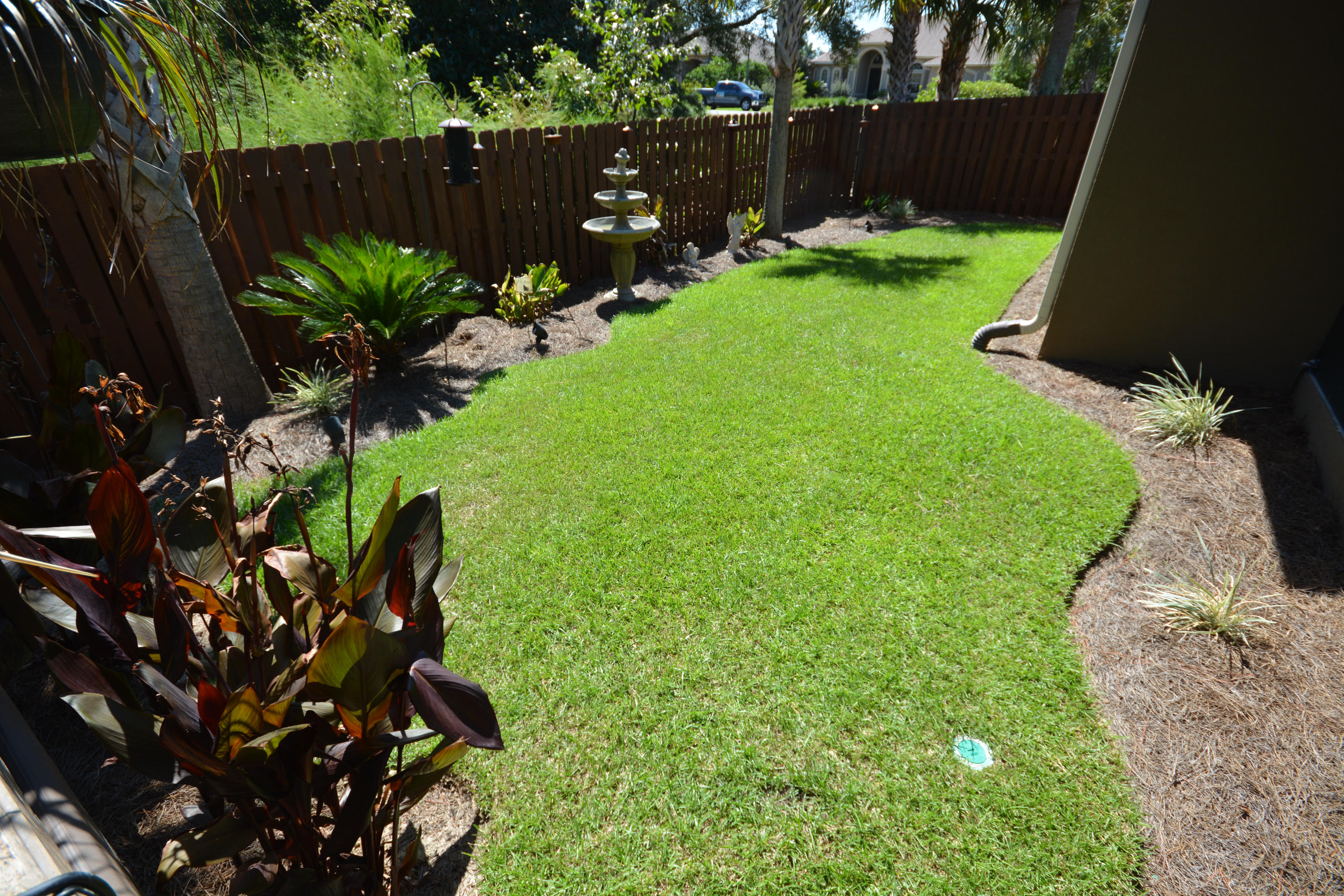 CHARDONNAY ESTATES - Residential