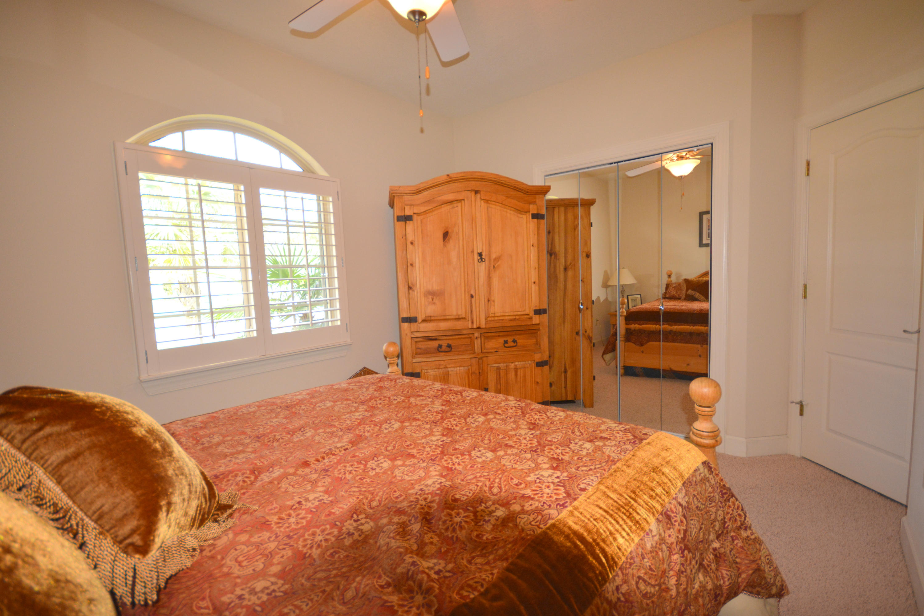 CHARDONNAY ESTATES - Residential