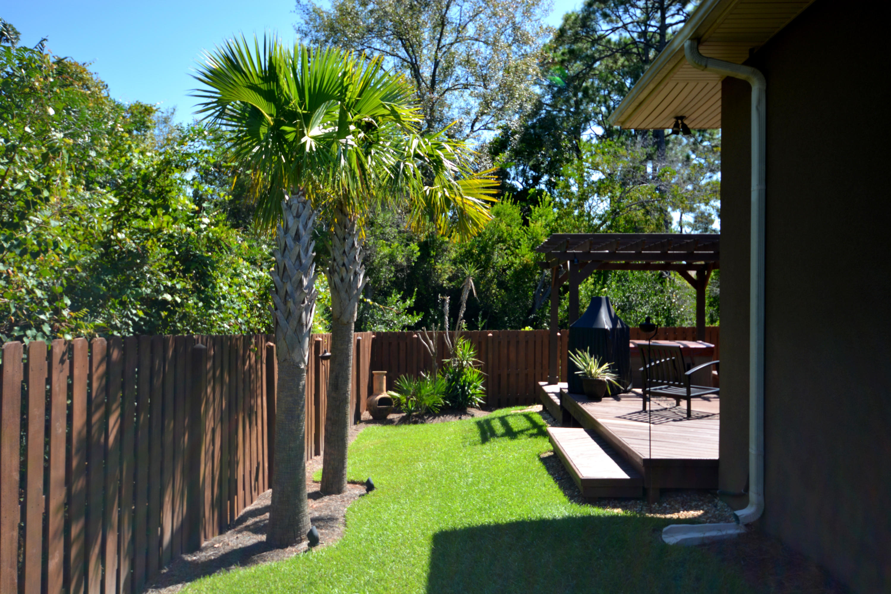 CHARDONNAY ESTATES - Residential