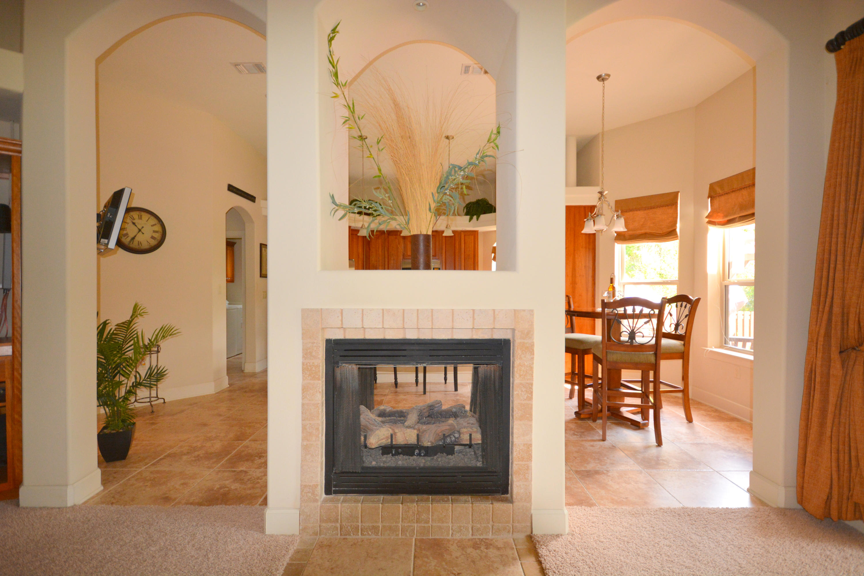 CHARDONNAY ESTATES - Residential