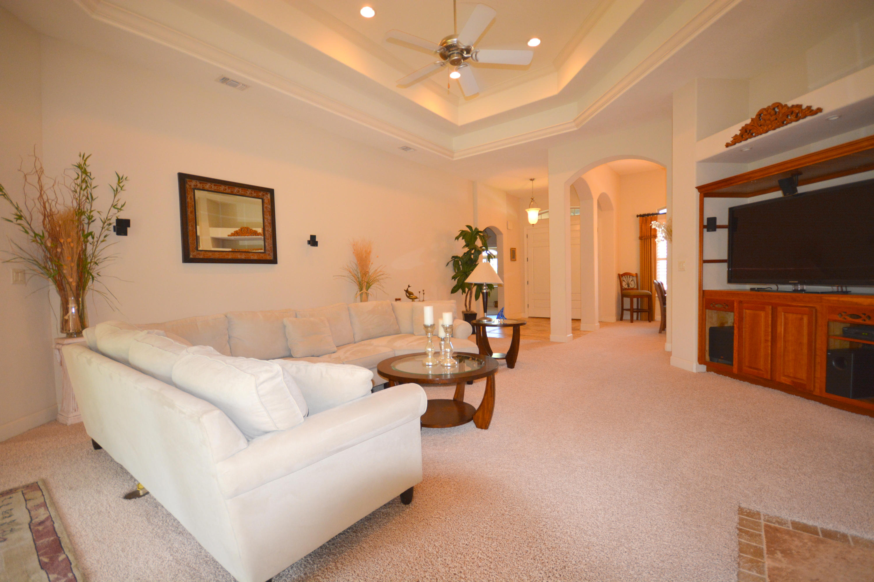 CHARDONNAY ESTATES - Residential