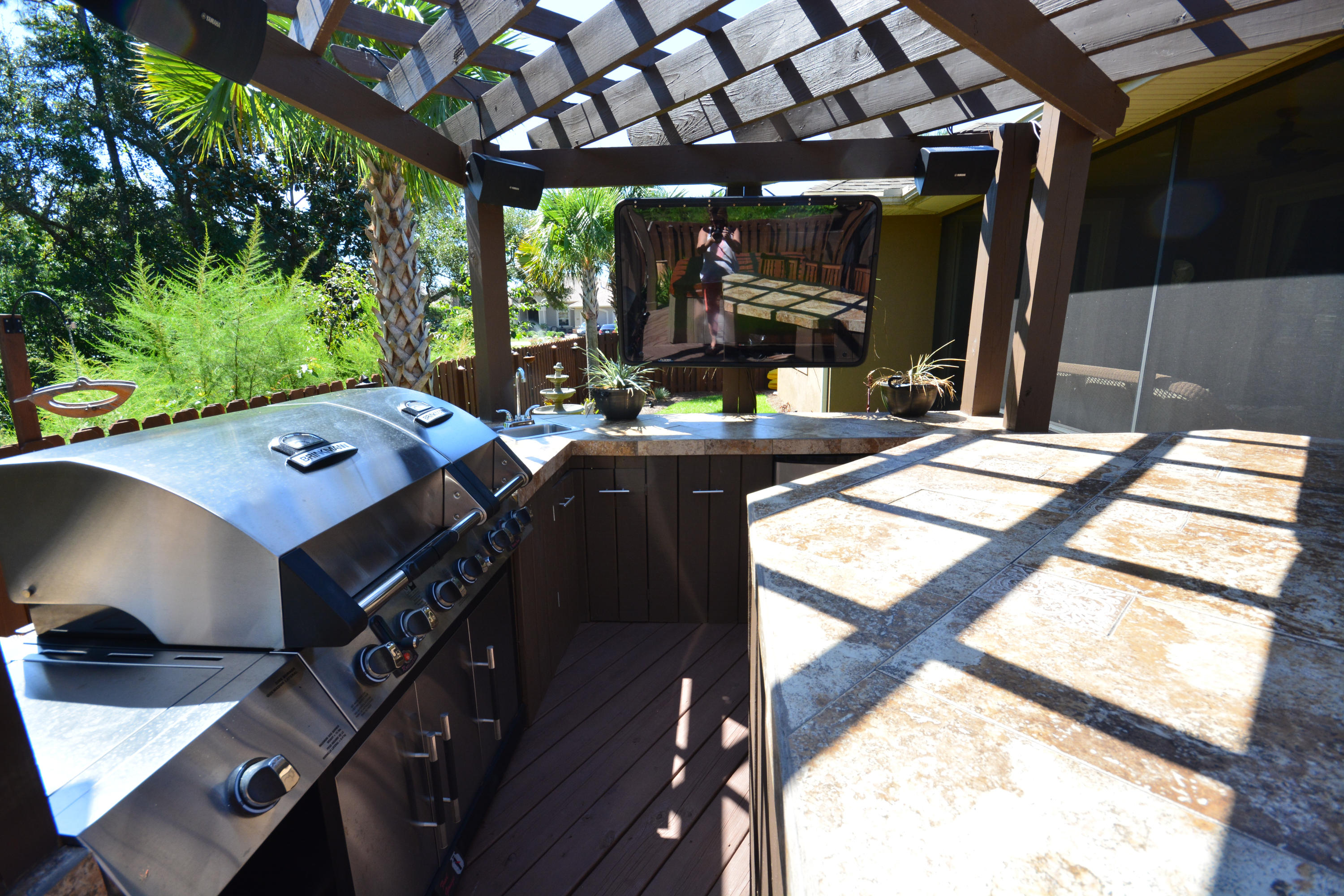 CHARDONNAY ESTATES - Residential