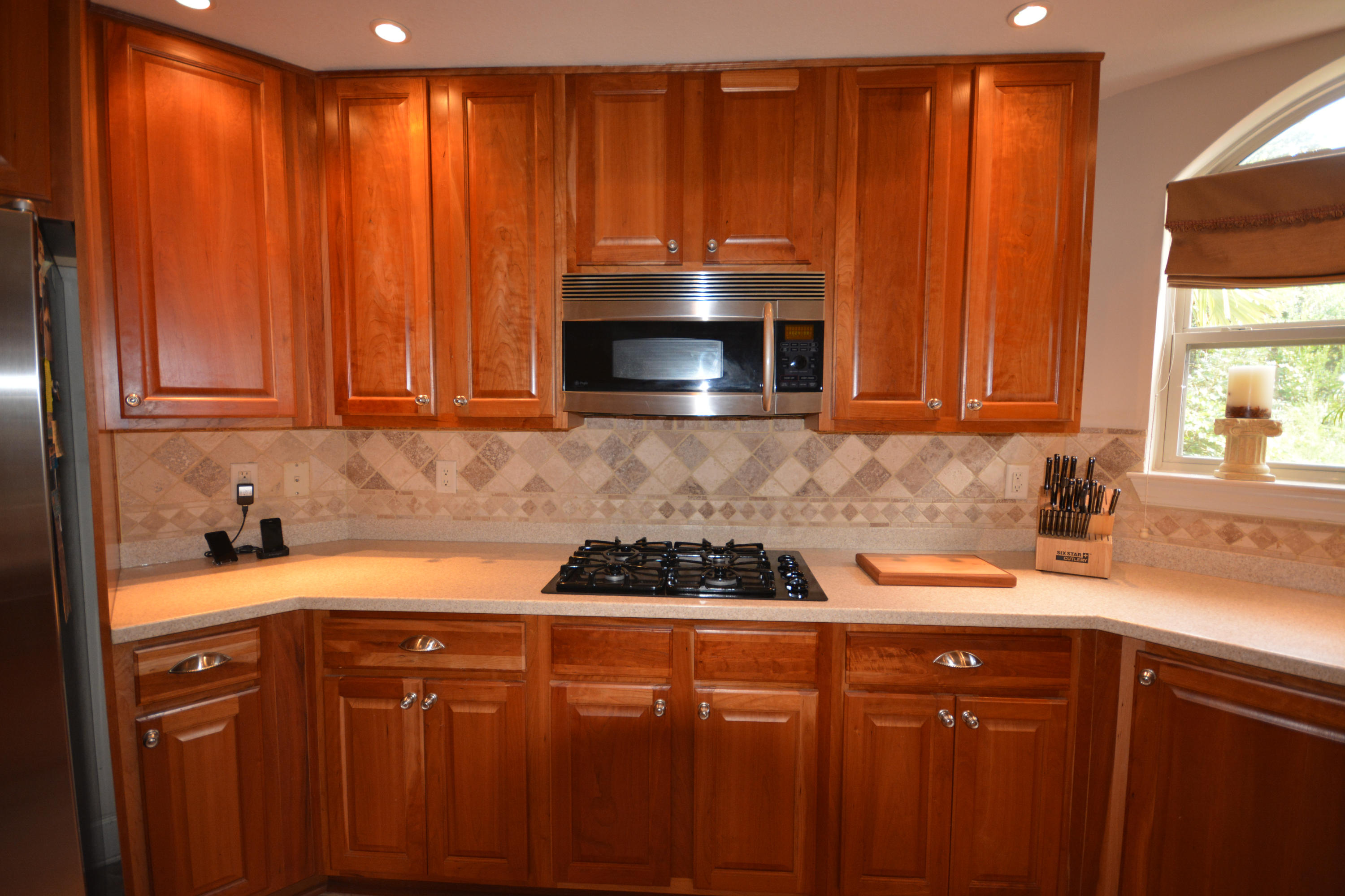 CHARDONNAY ESTATES - Residential