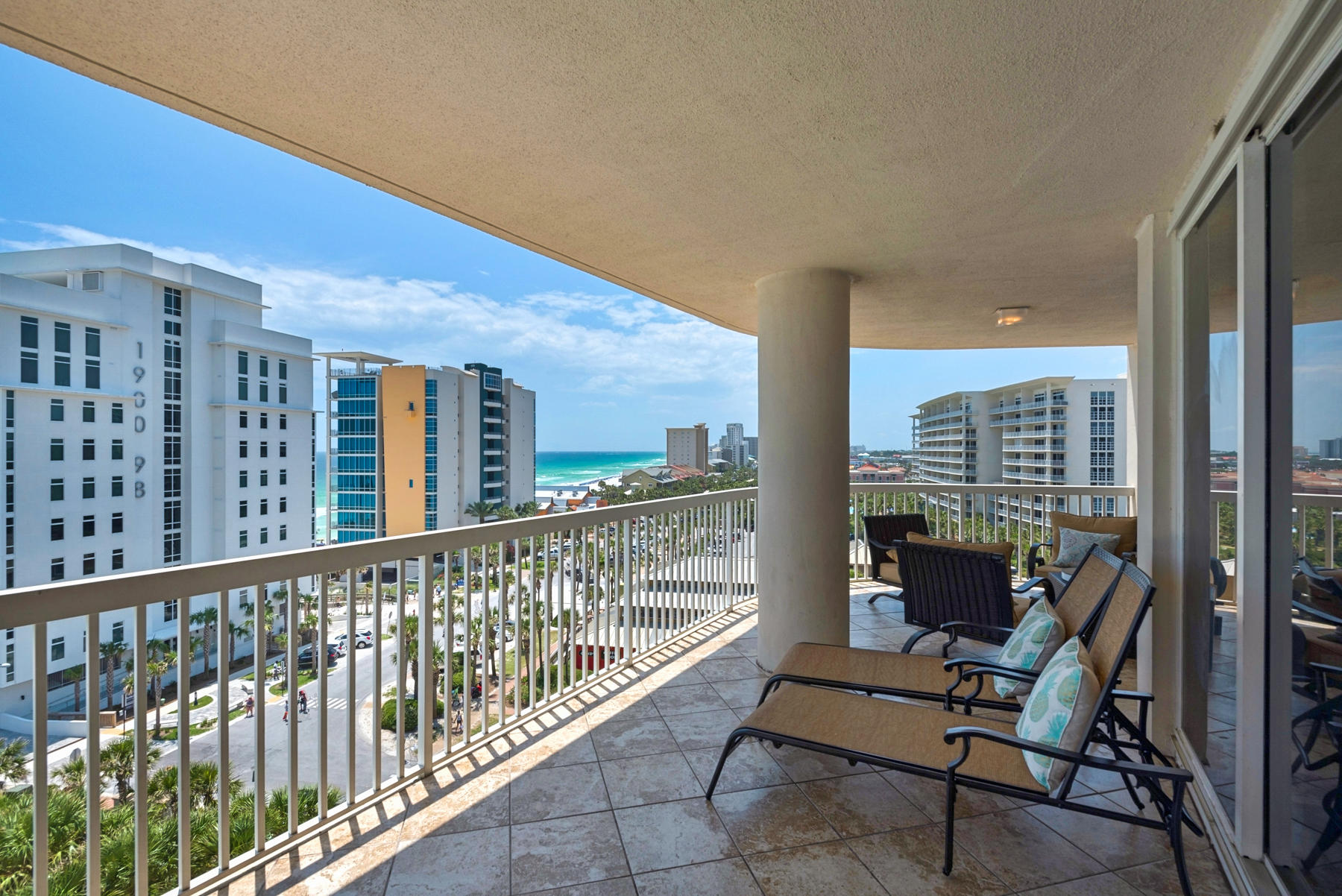 ST. MAARTEN AT SILVER SHELLS - Residential