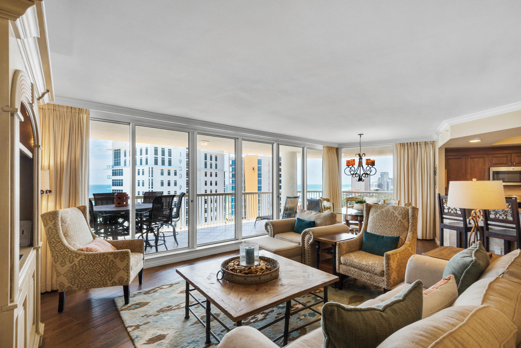 ST. MAARTEN AT SILVER SHELLS - Residential