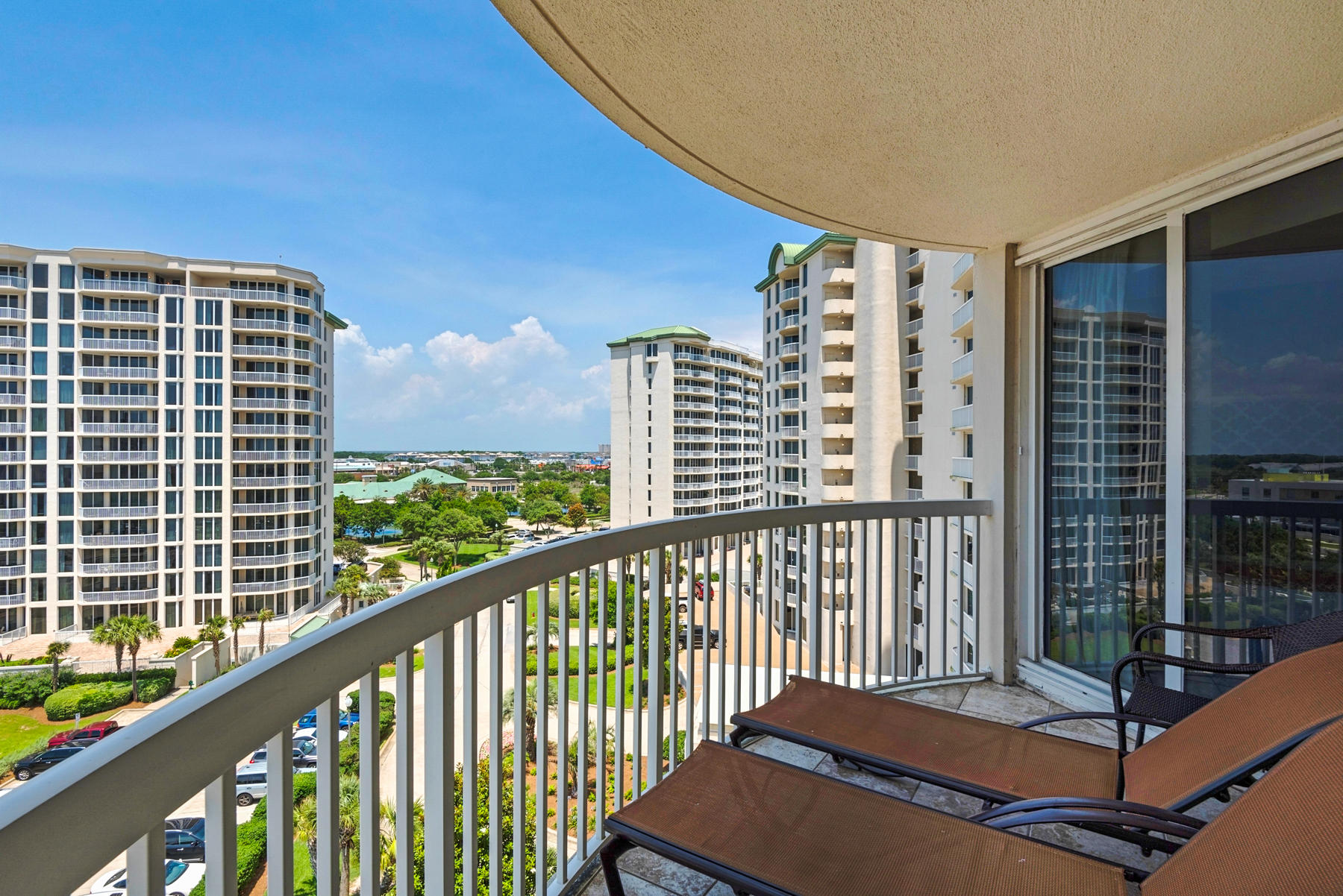 ST. MAARTEN AT SILVER SHELLS - Residential