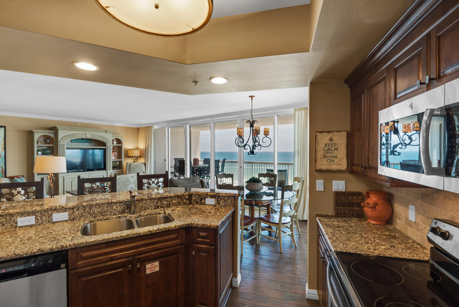 ST. MAARTEN AT SILVER SHELLS - Residential